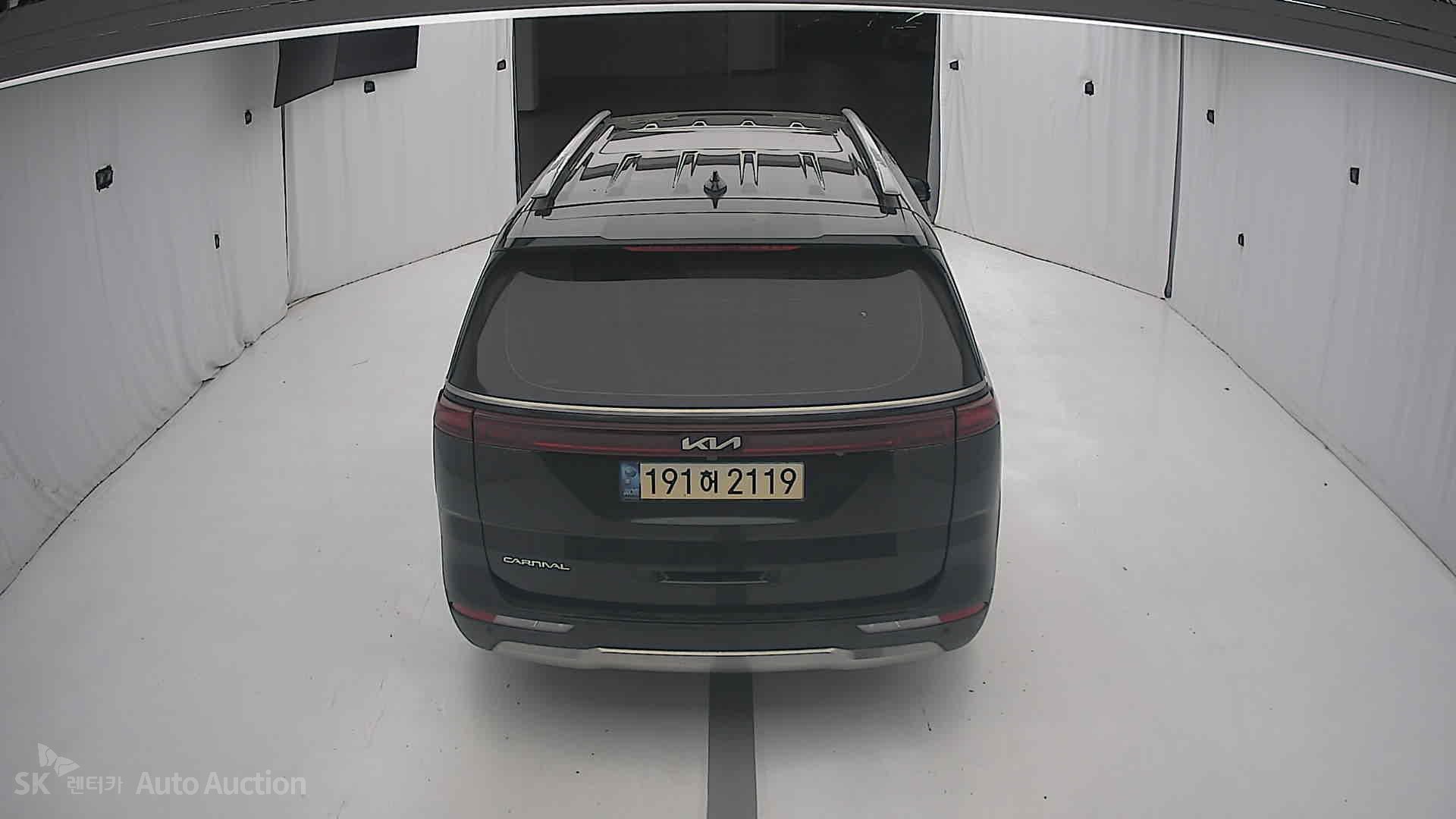 2023 - kia carnival