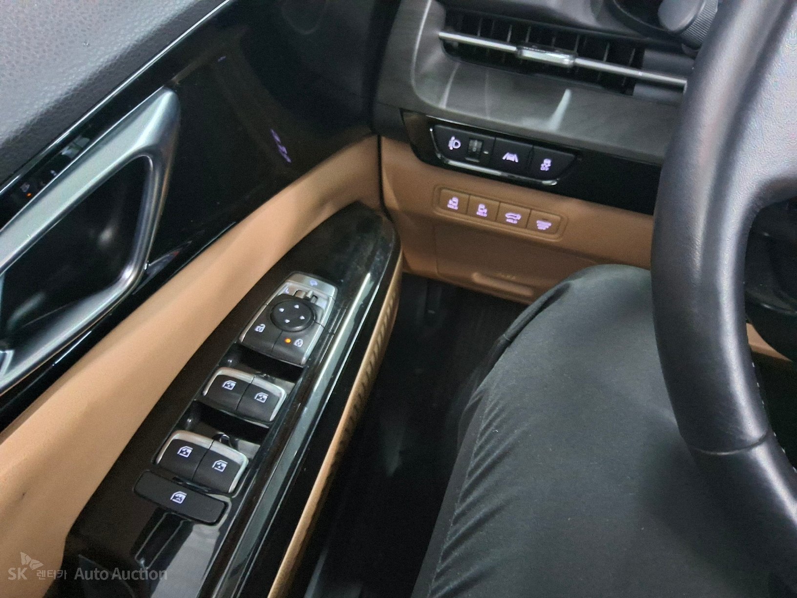 2023 - kia carnival