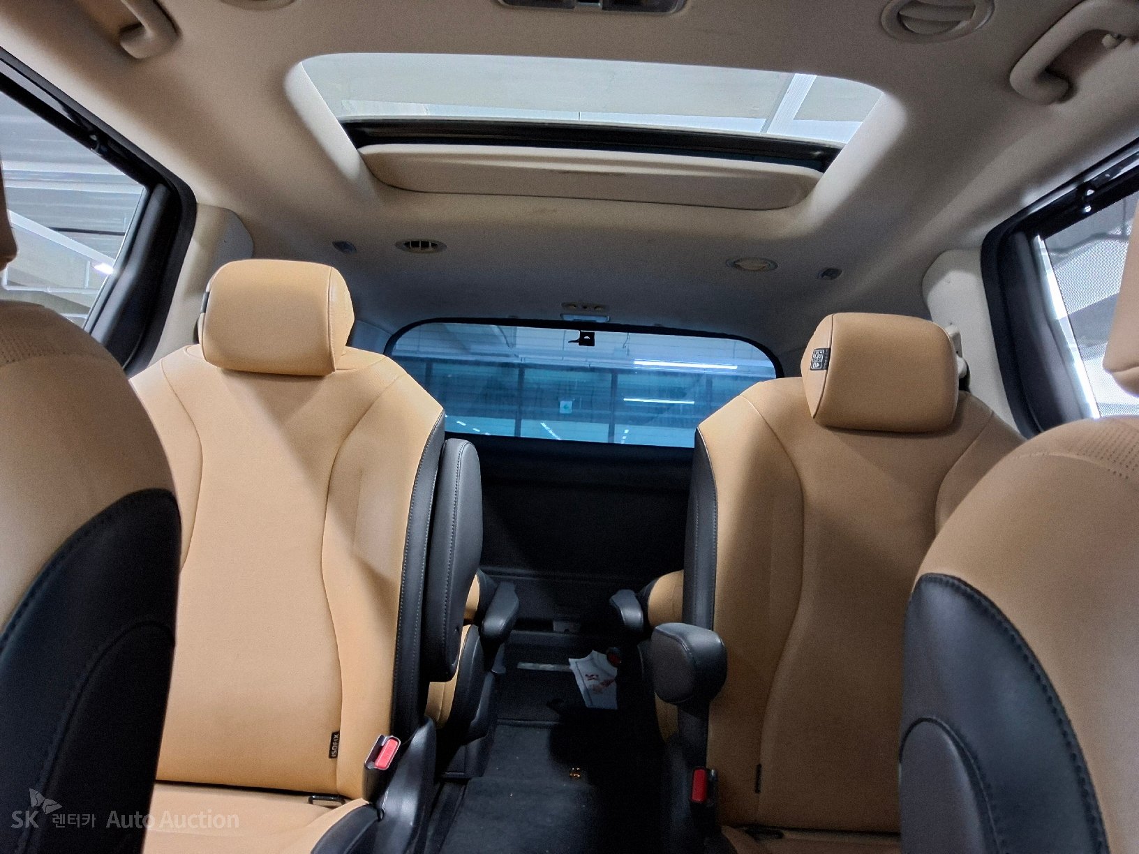 2023 - kia carnival