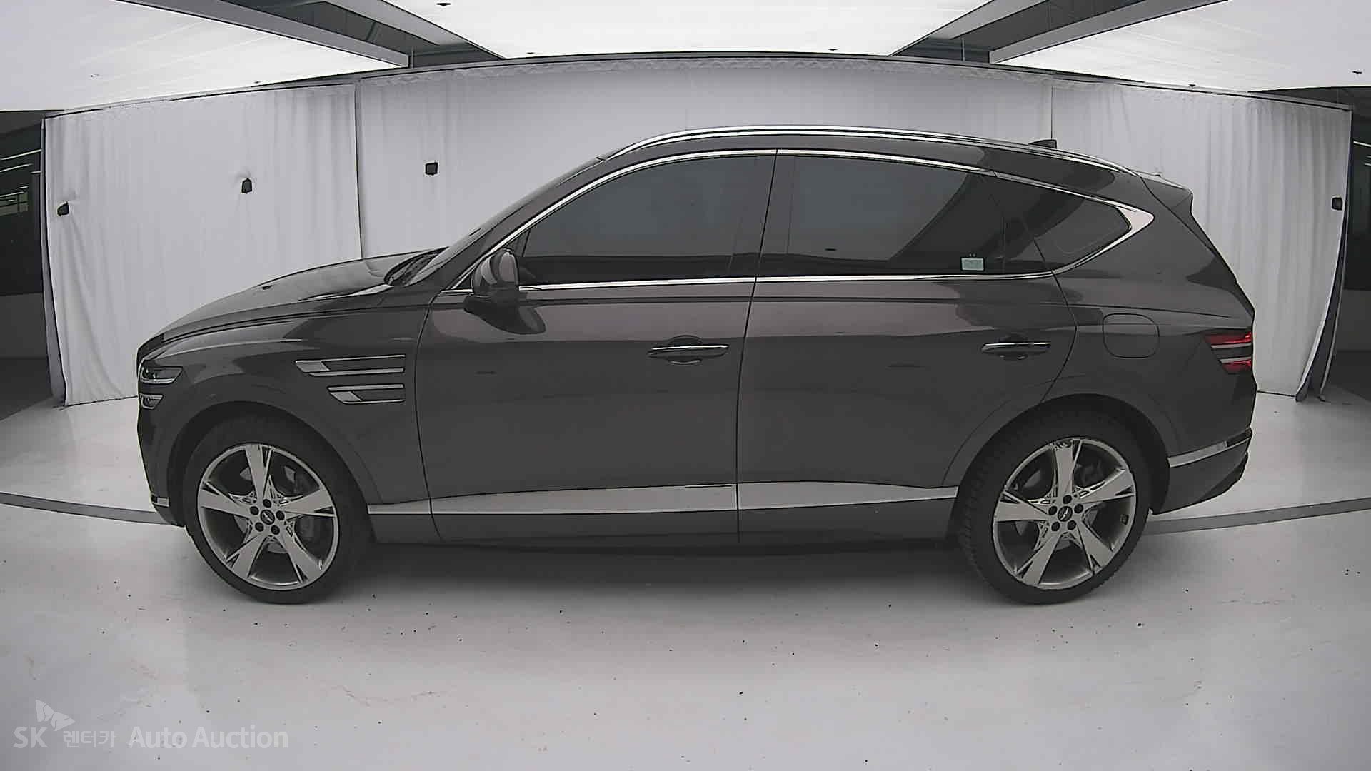 2022 - genesis gv80