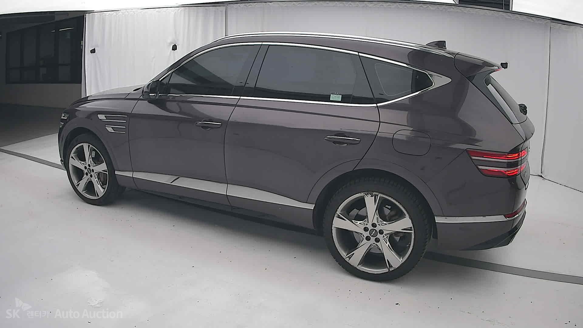 2022 - genesis gv80