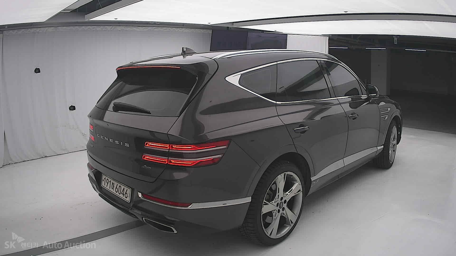 2022 - genesis gv80