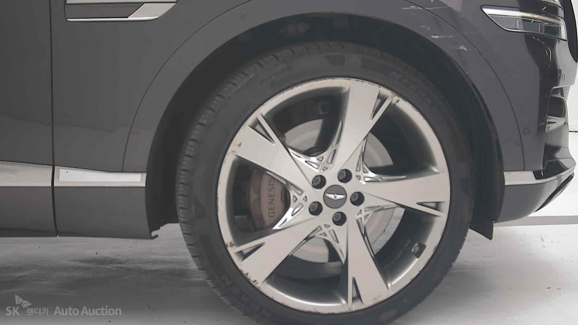 2022 - genesis gv80