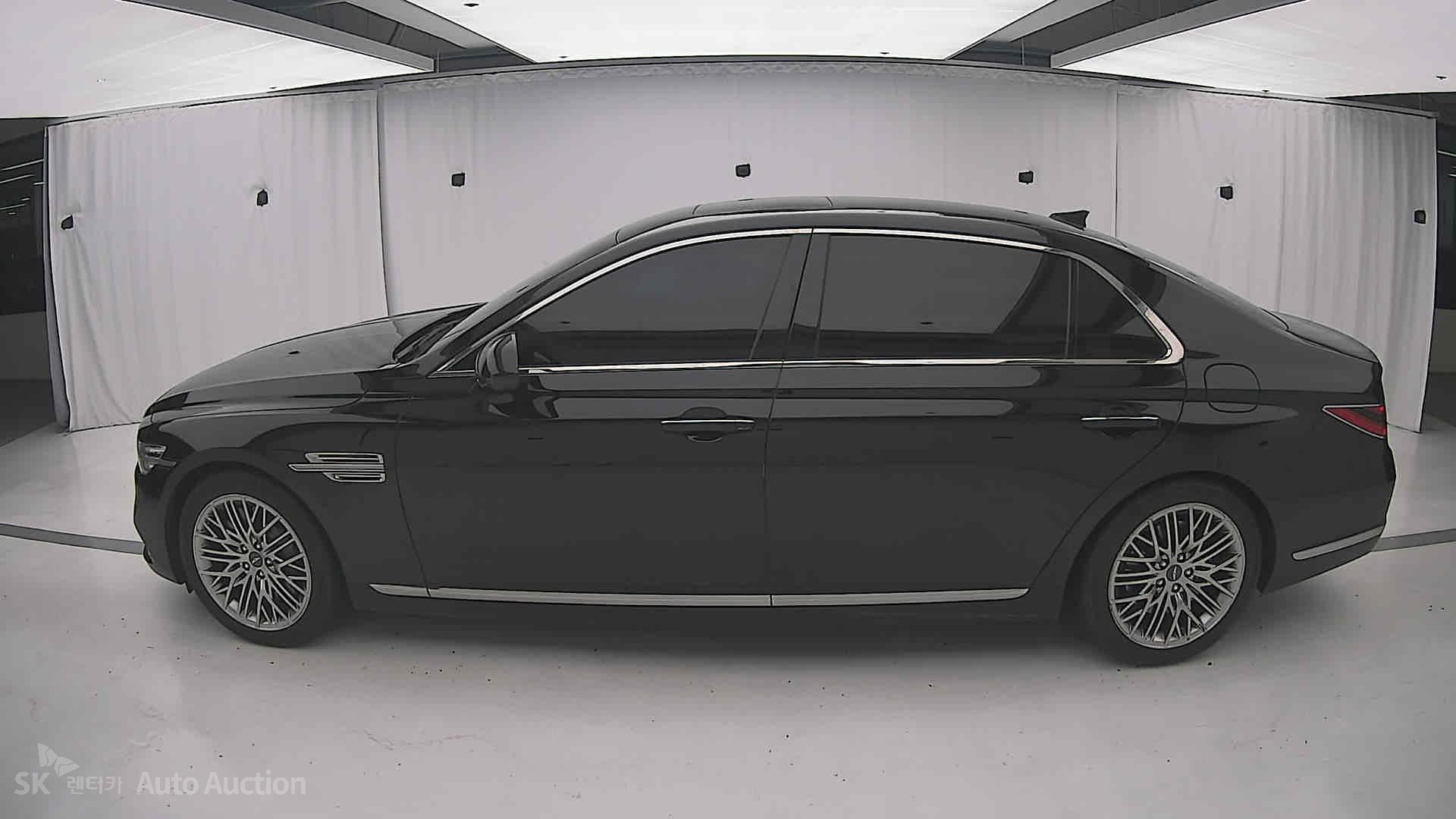 2021 - genesis g90