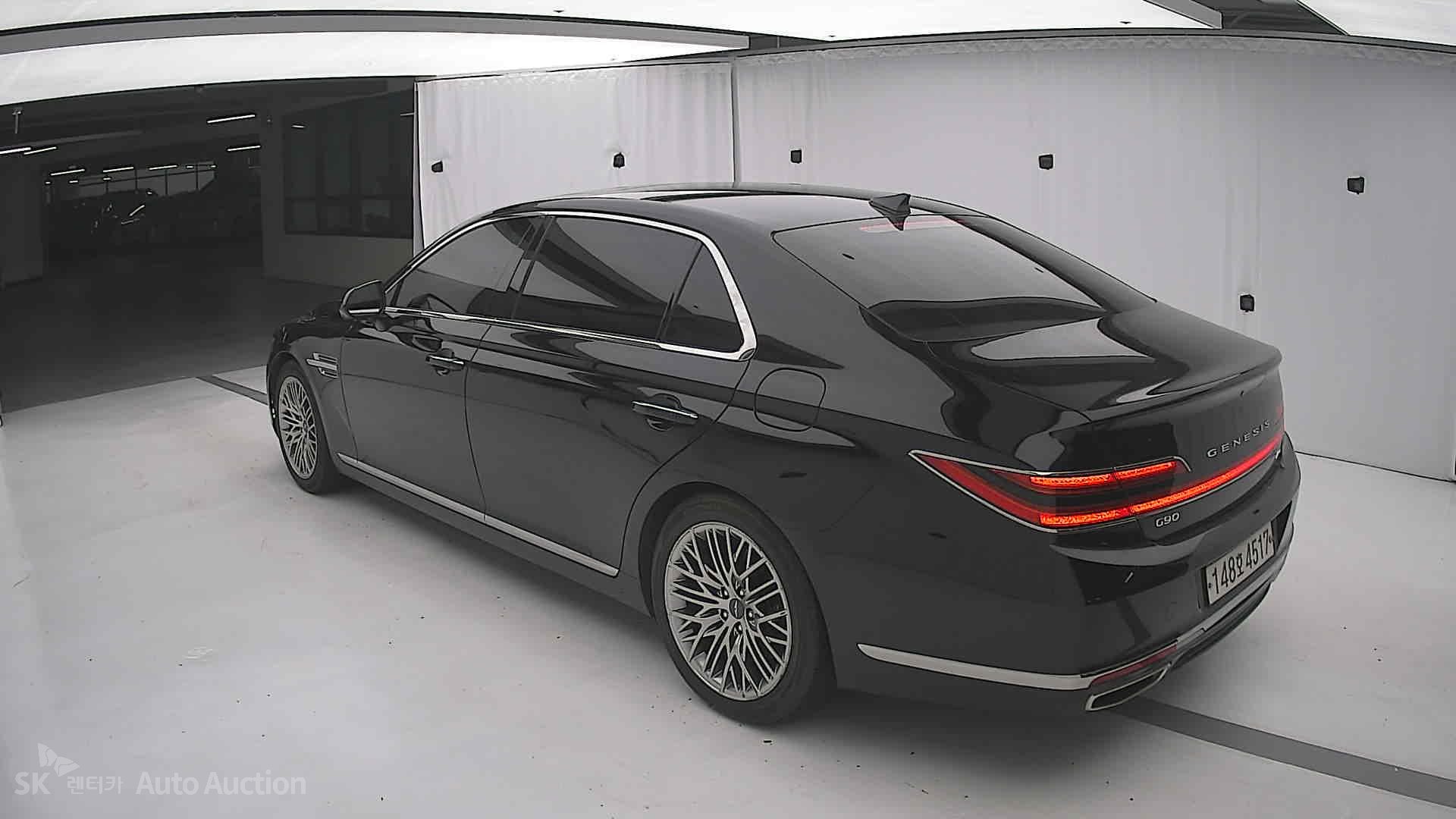 2021 - genesis g90