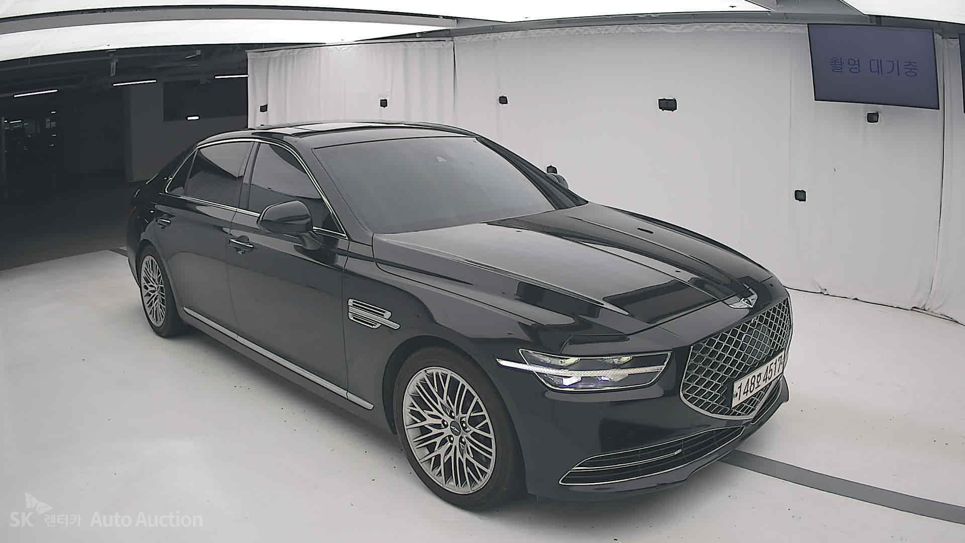 2021 - genesis g90
