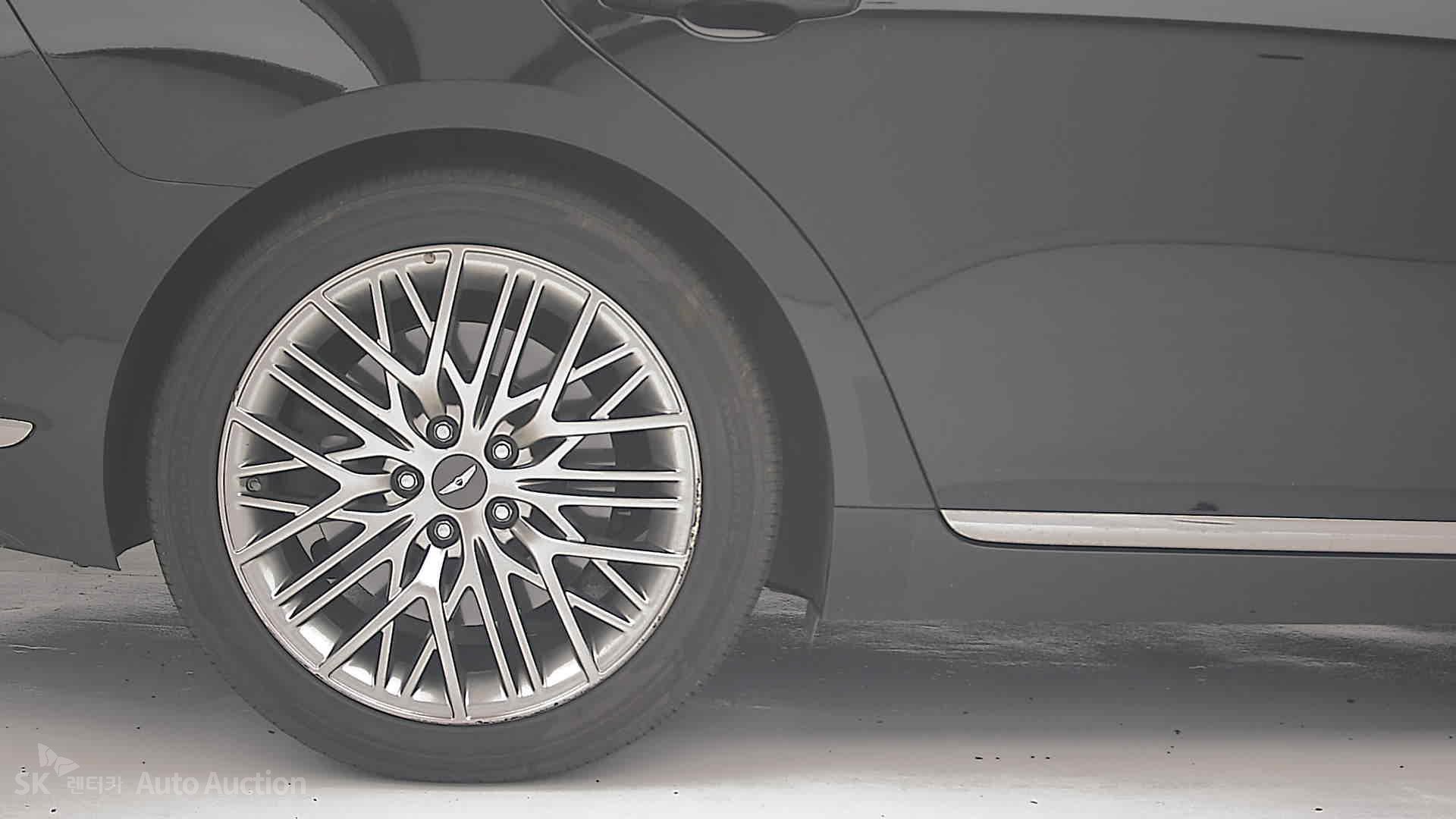 2021 - genesis g90