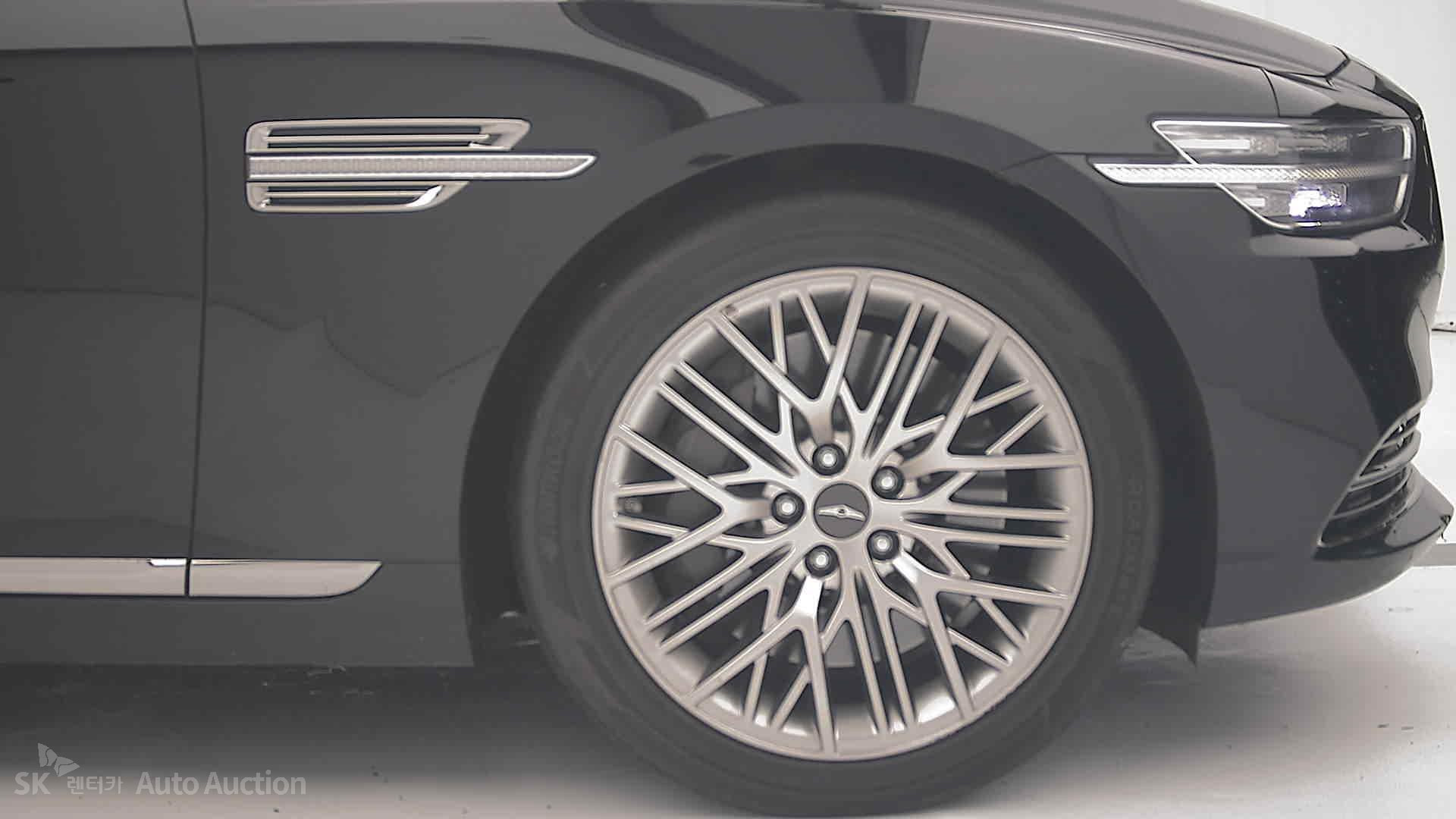 2021 - genesis g90