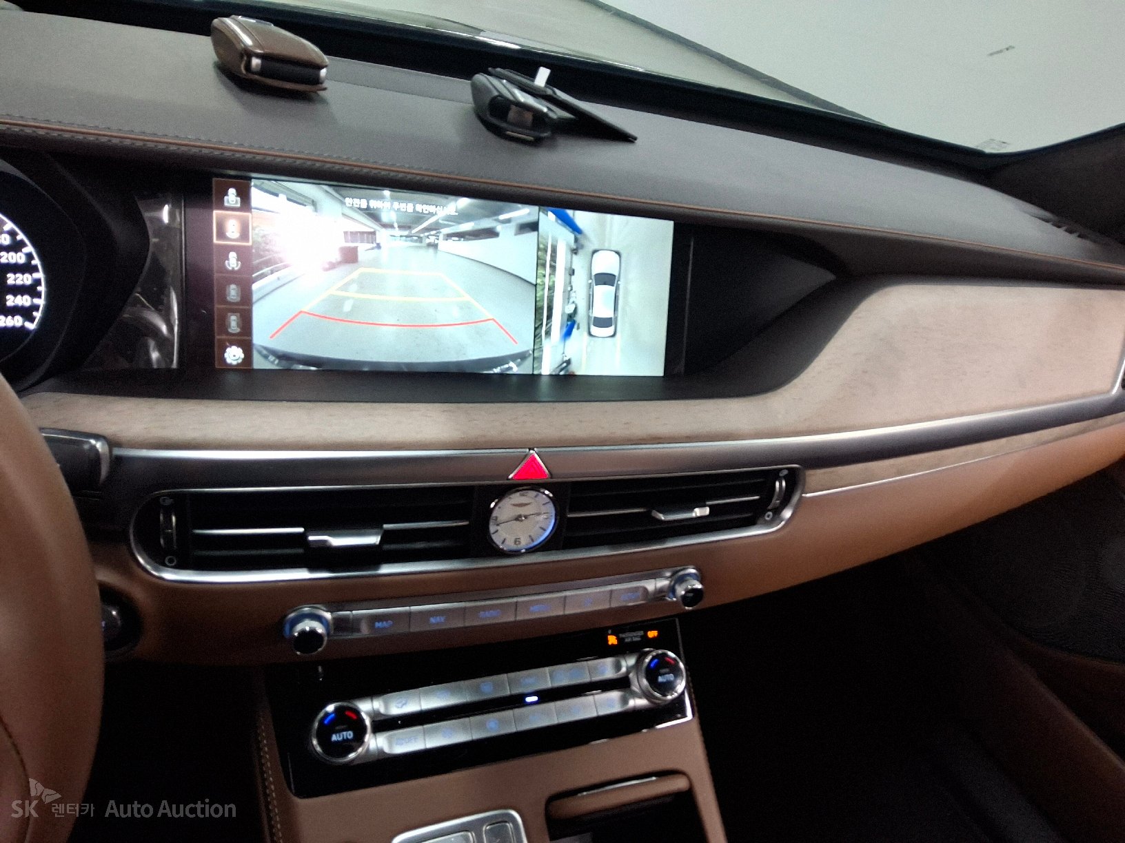 2021 - genesis g90