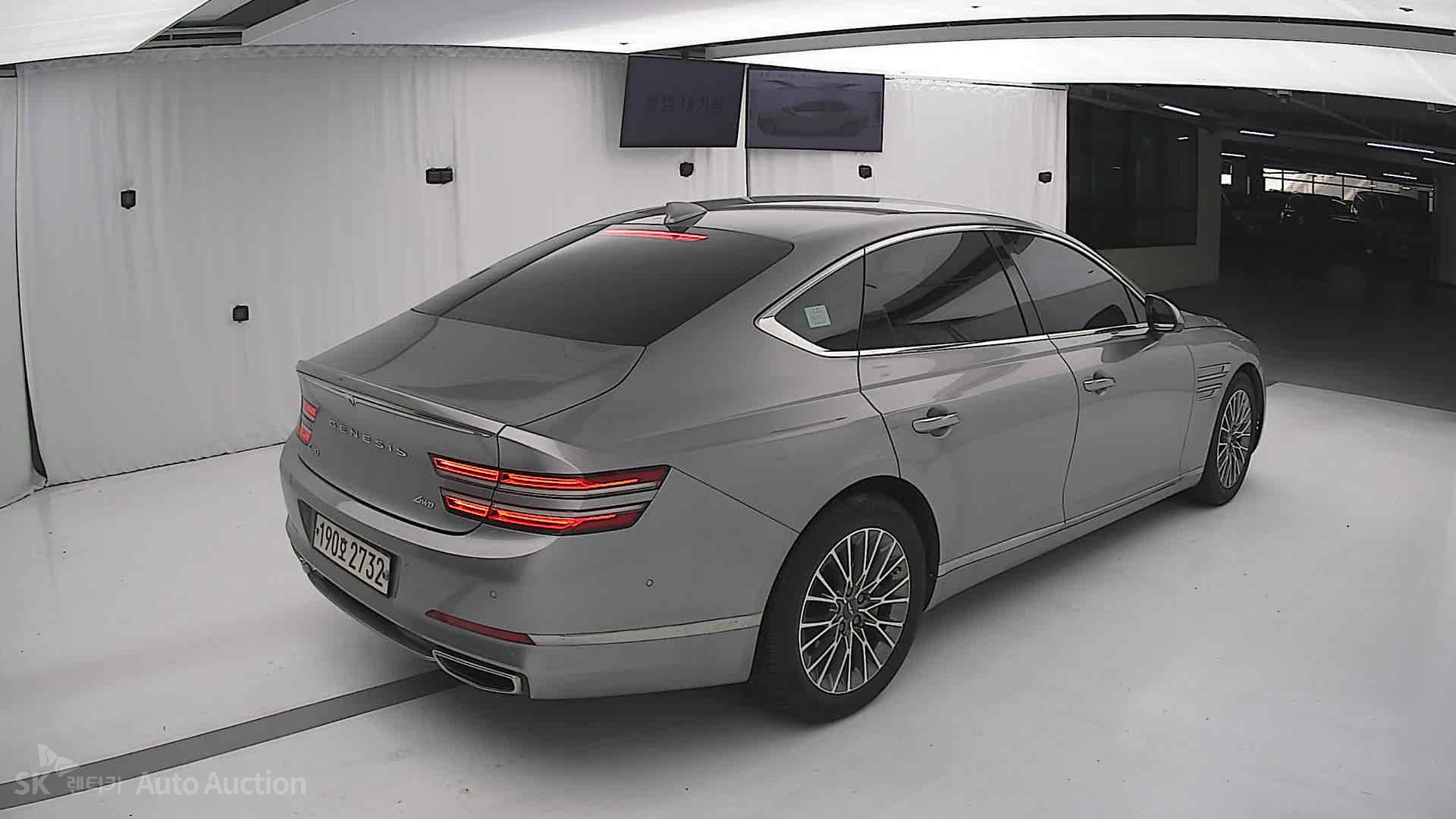 2022 - genesis g80