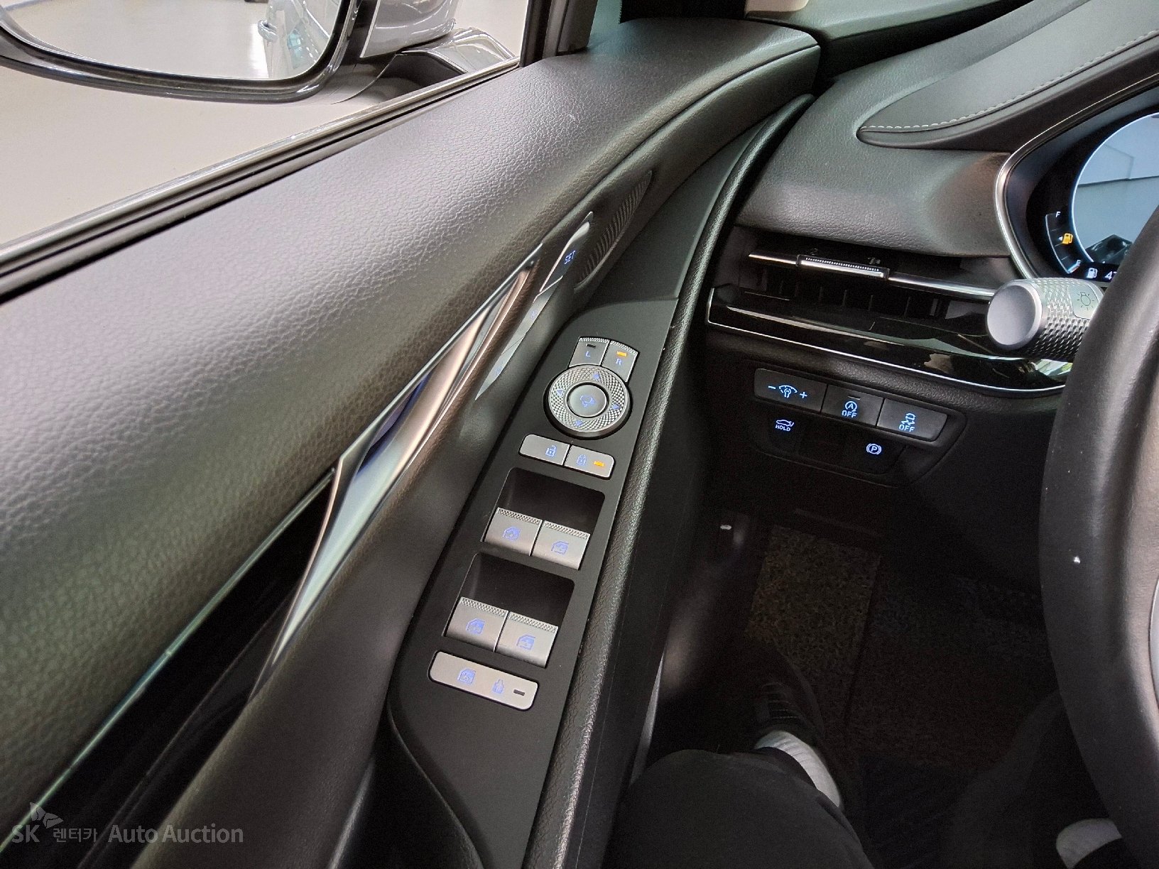 2022 - genesis g80