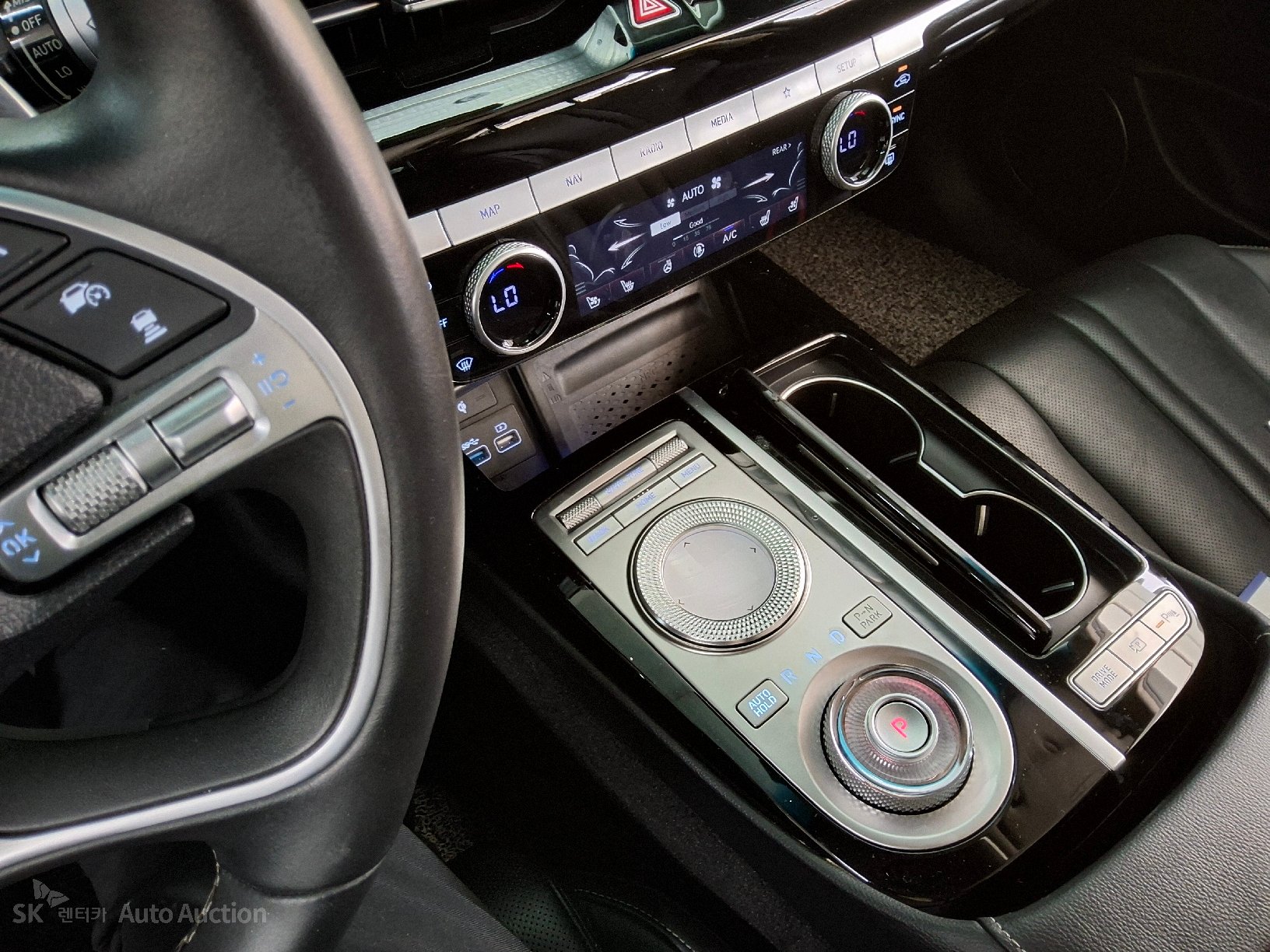 2022 - genesis g80