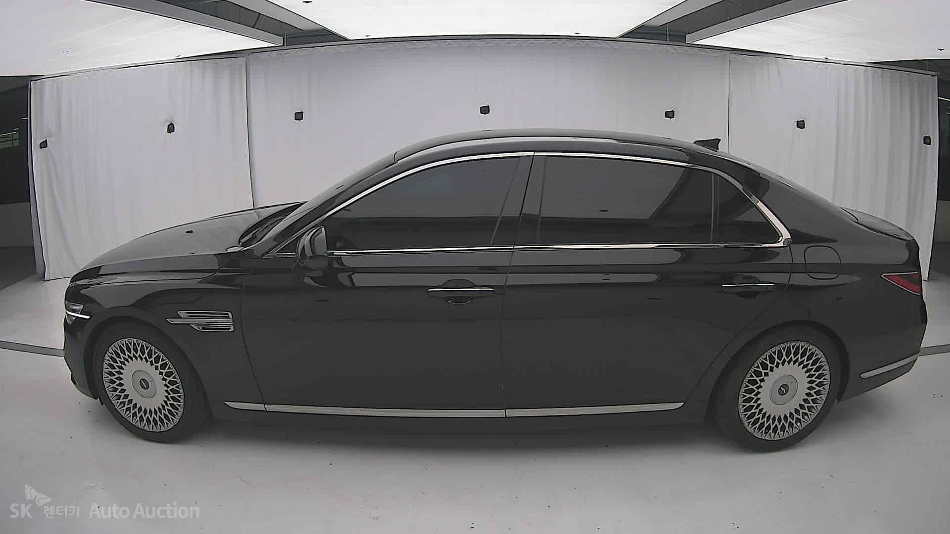 2021 - genesis g90