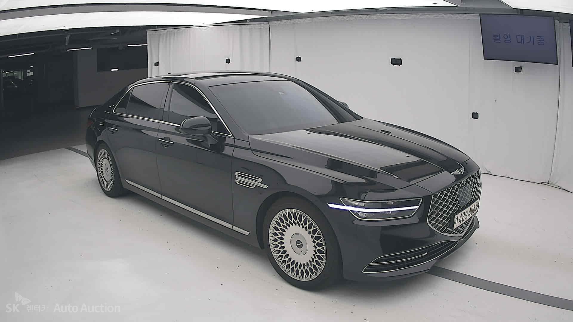 2021 - genesis g90