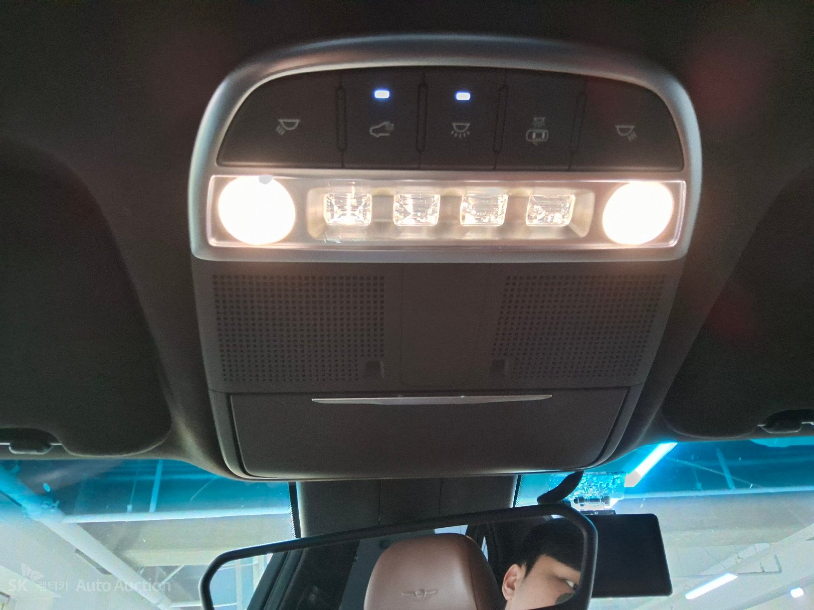 2021 - genesis g90