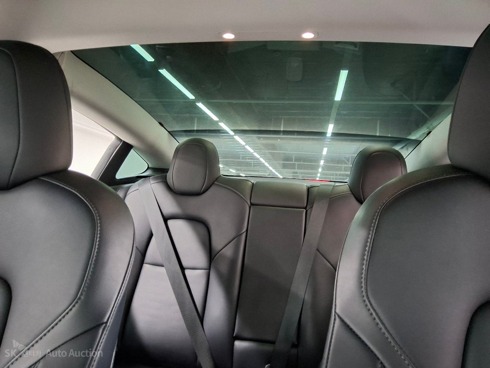 2022 - tesla model 3