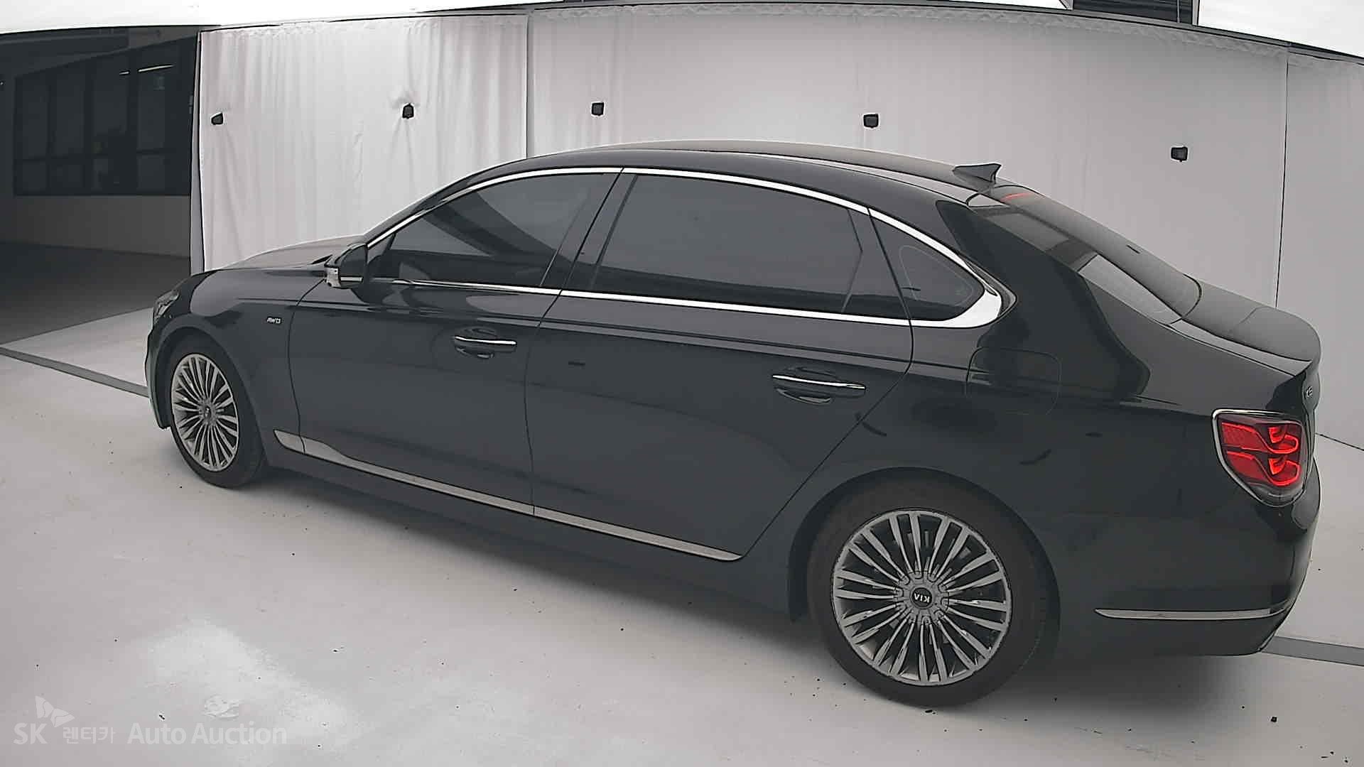 2021 - kia k9