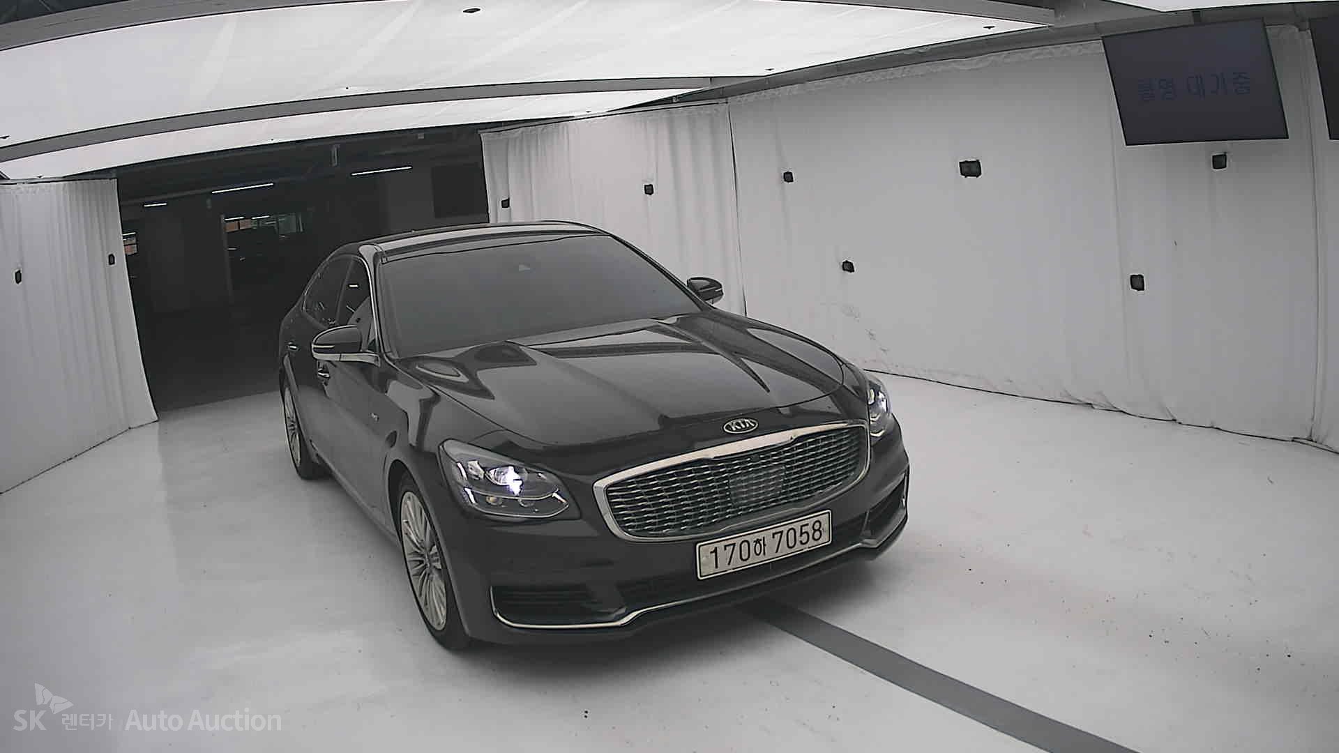 2021 - kia k9