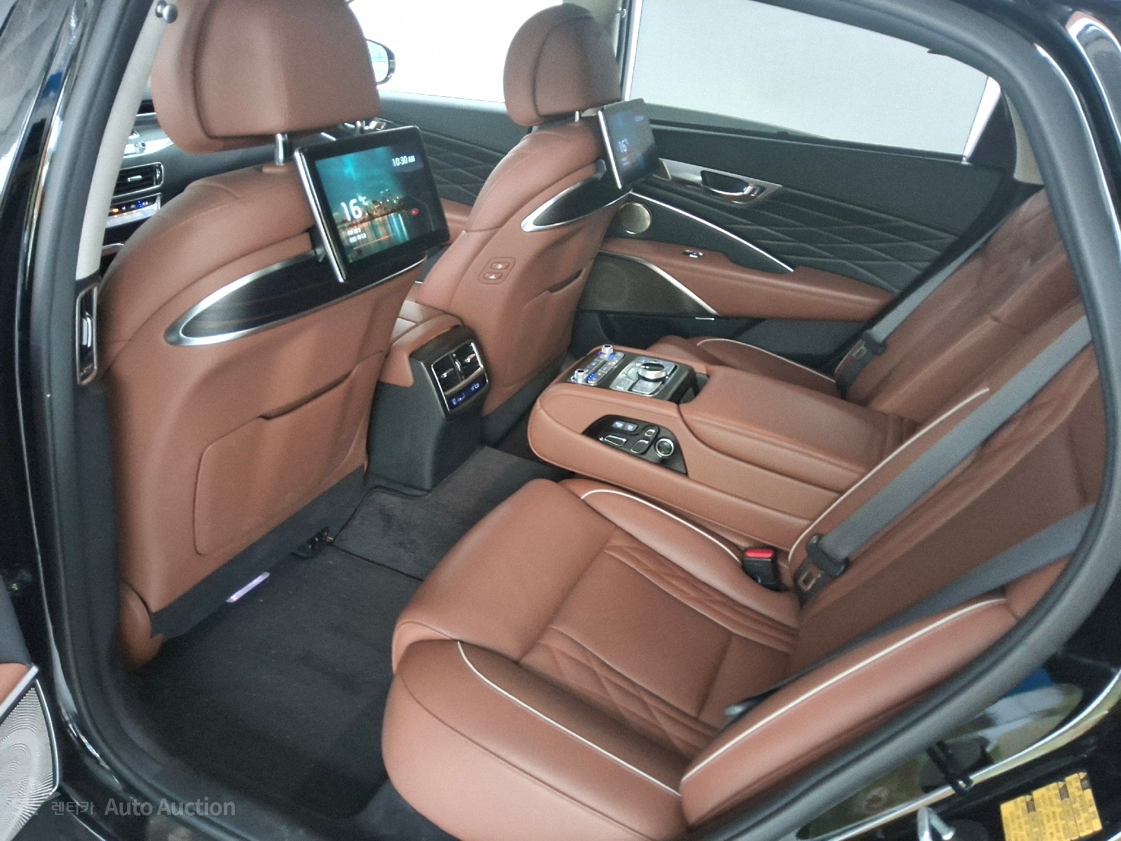 2021 - kia k9