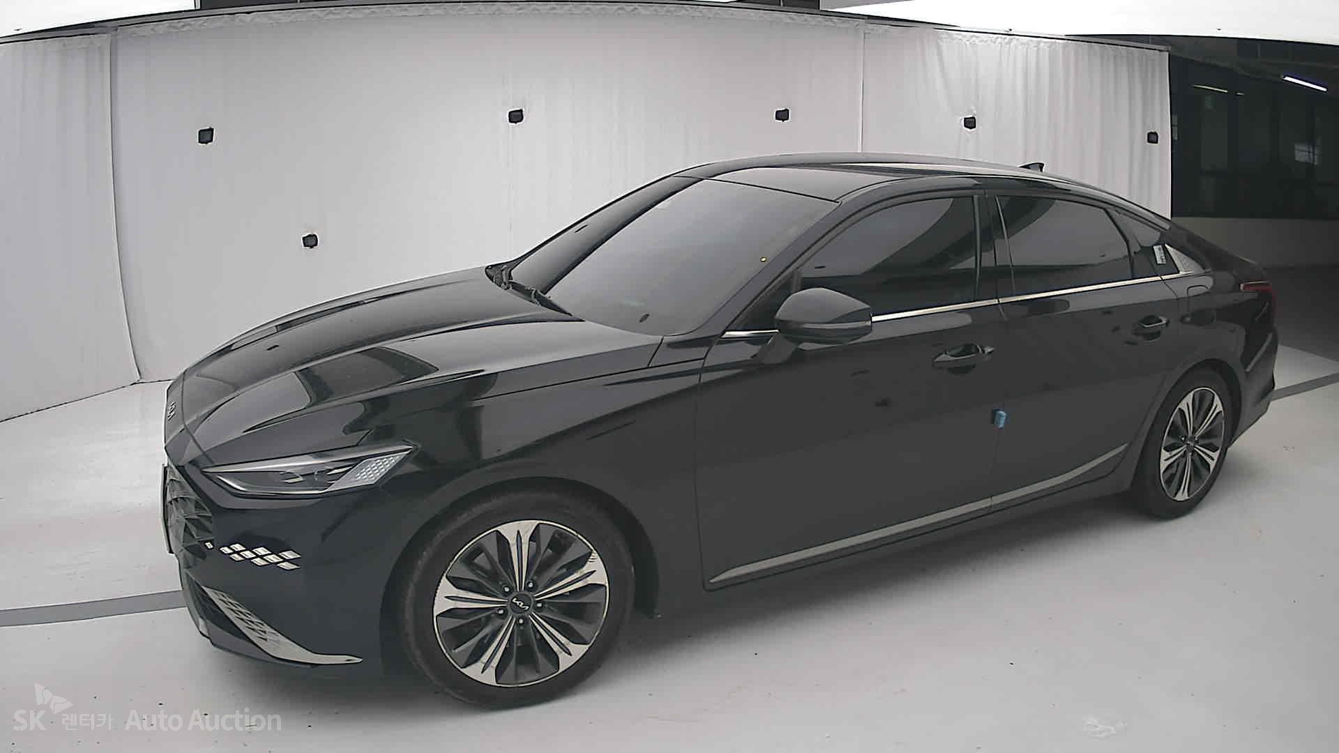 2022 - kia k8