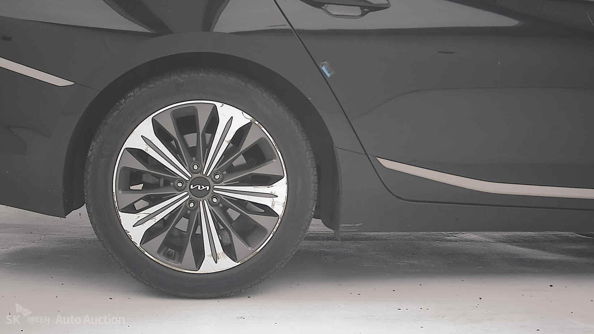 2022 - kia k8