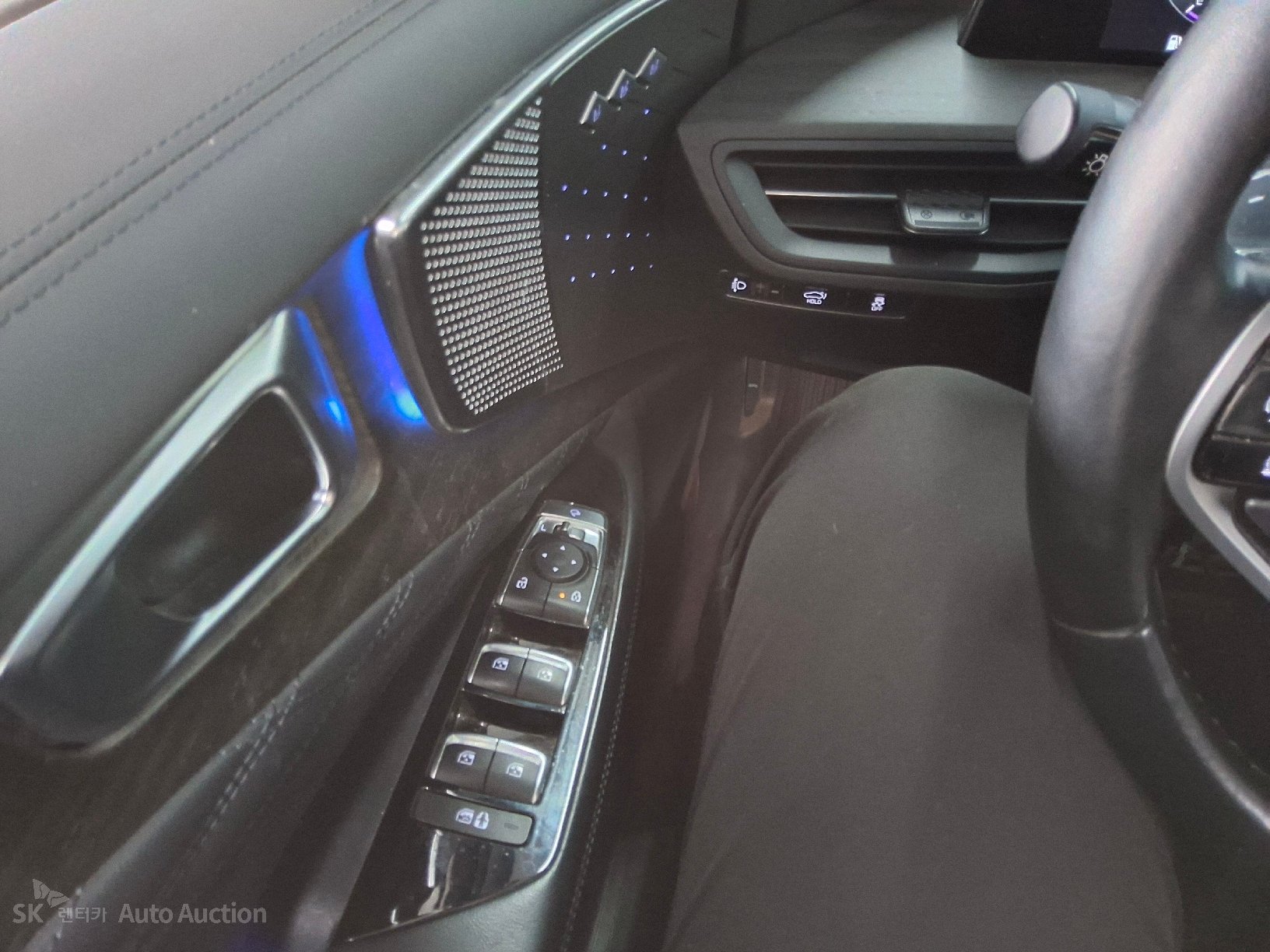 2022 - kia k8
