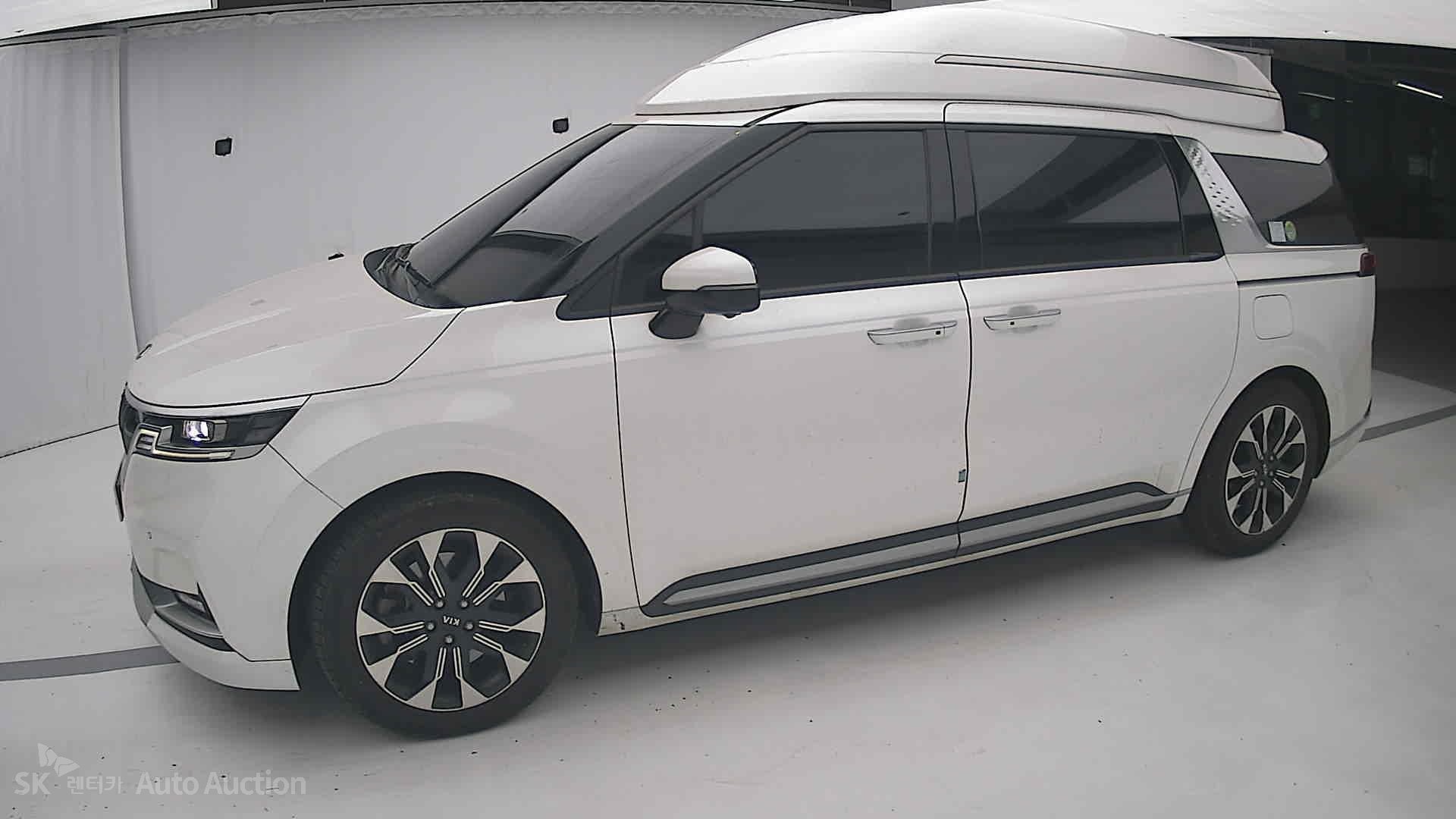 2021 - kia carnival