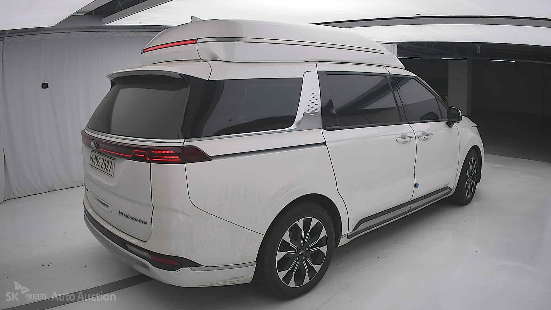 2021 - kia carnival