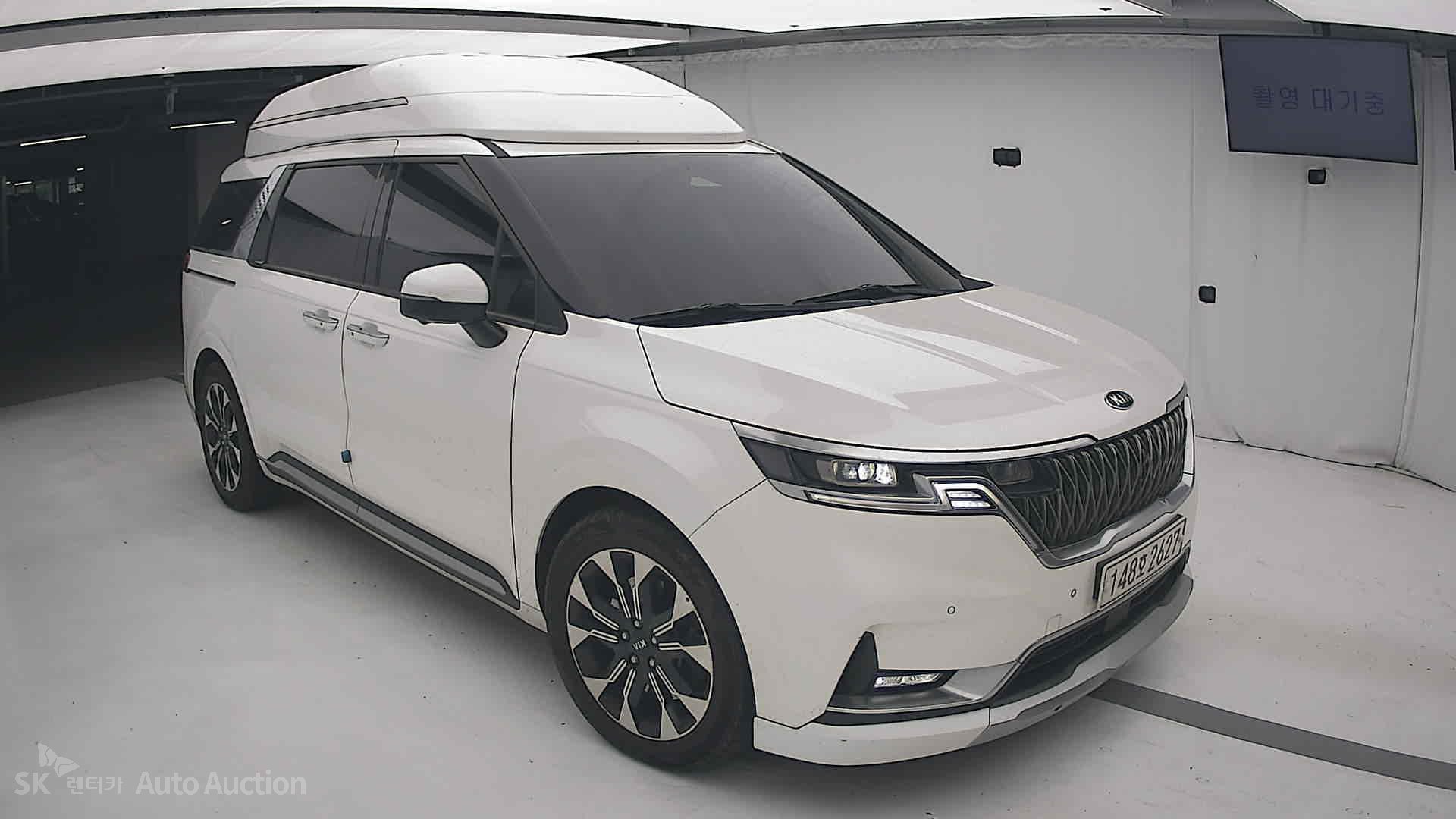 2021 - kia carnival