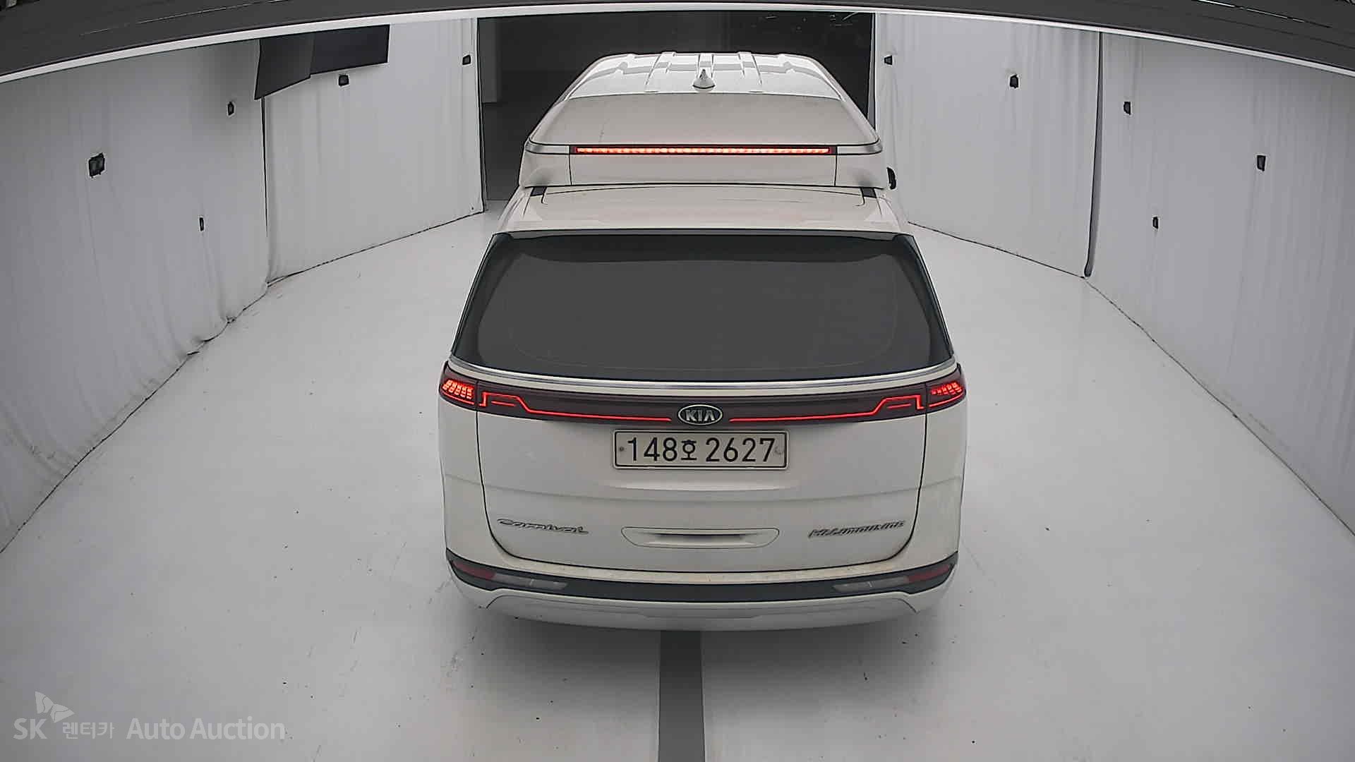 2021 - kia carnival