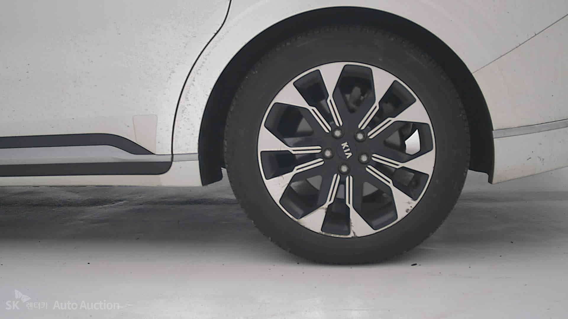 2021 - kia carnival