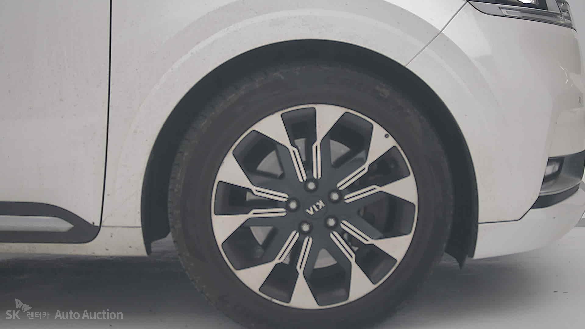 2021 - kia carnival