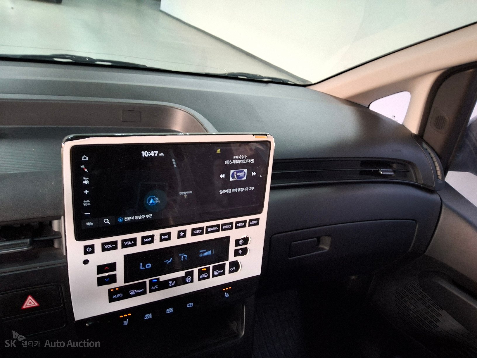 2023 - hyundai staria