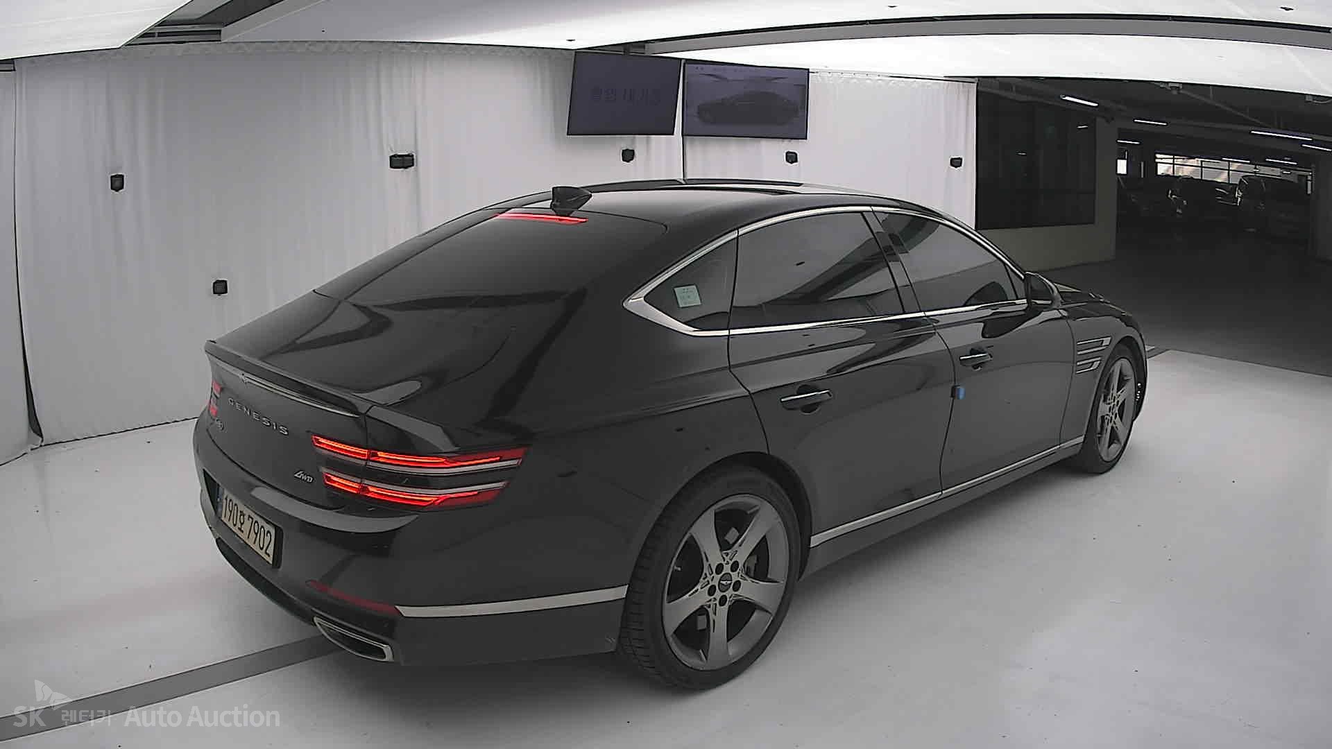 2022 - genesis g80