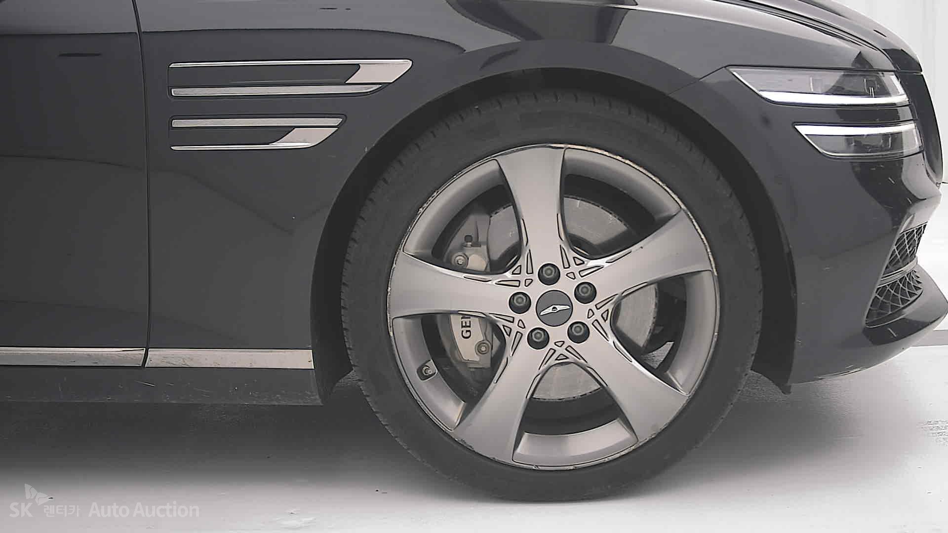 2022 - genesis g80