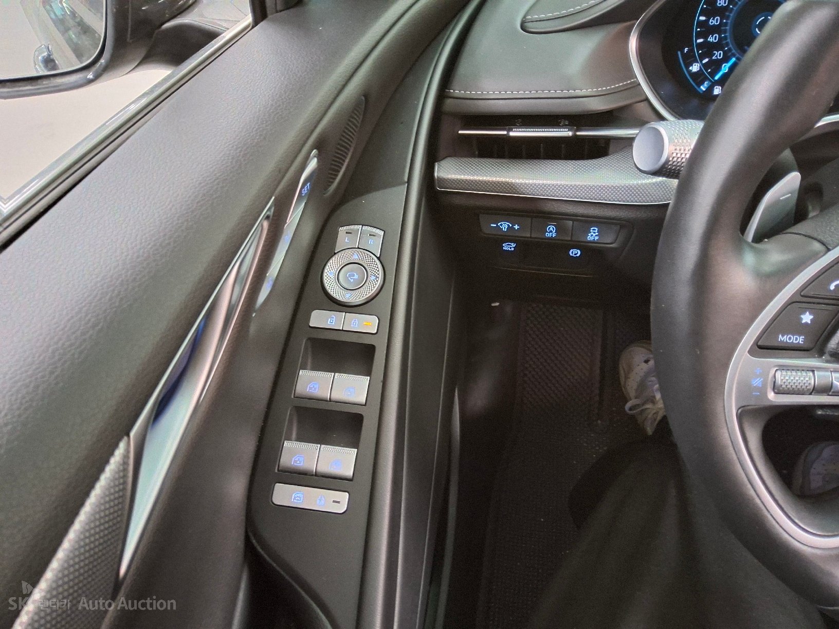 2022 - genesis g80