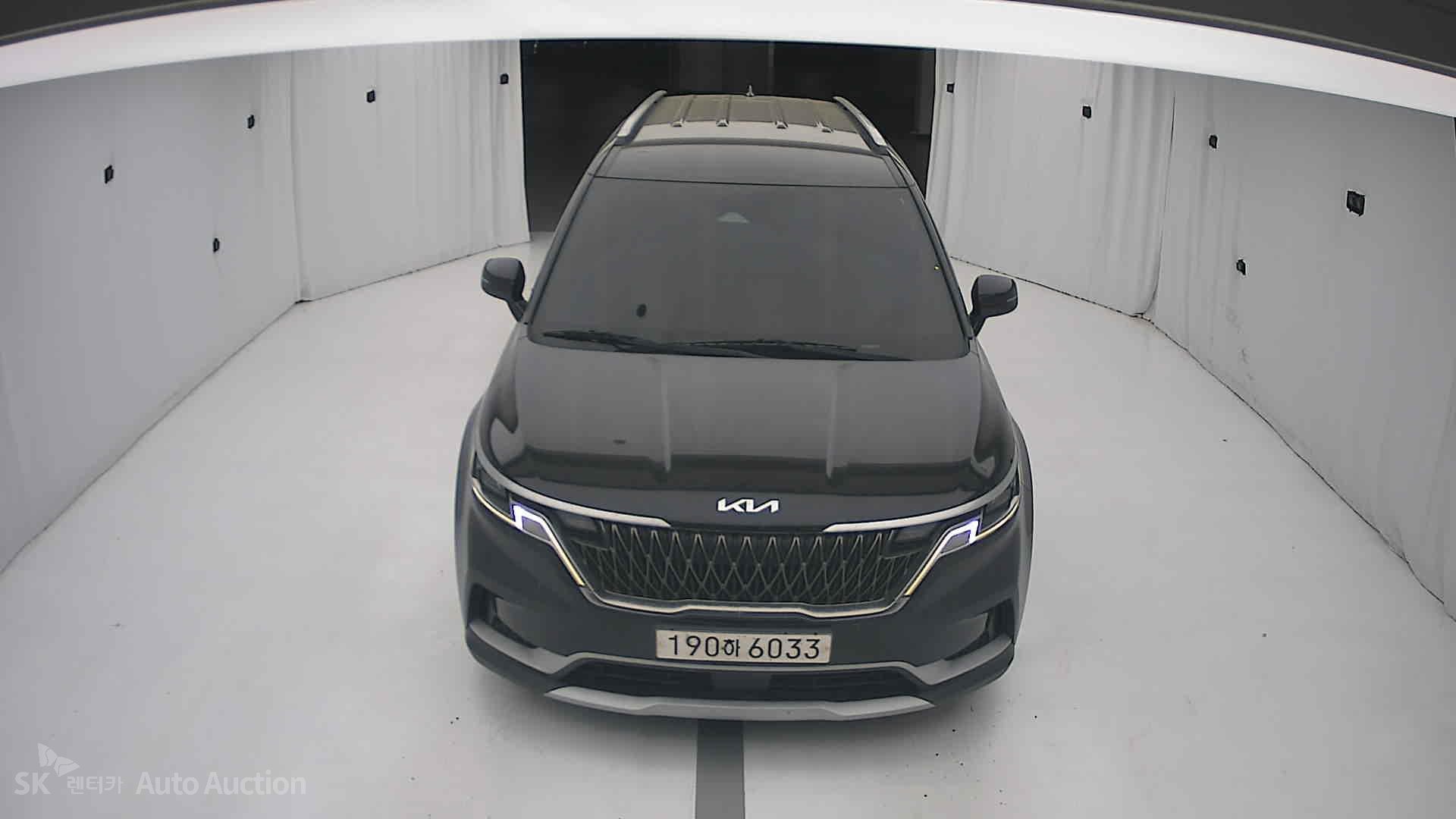 2023 - kia carnival