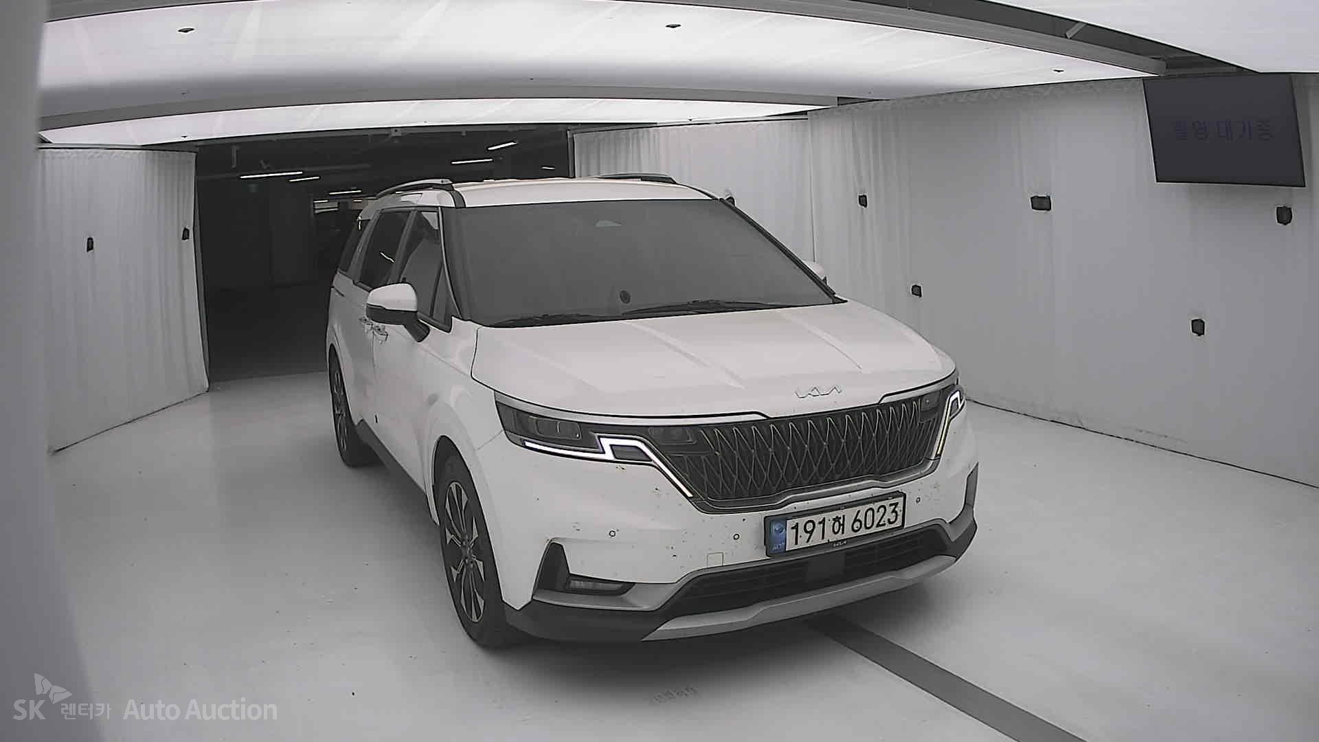 2023 - kia carnival