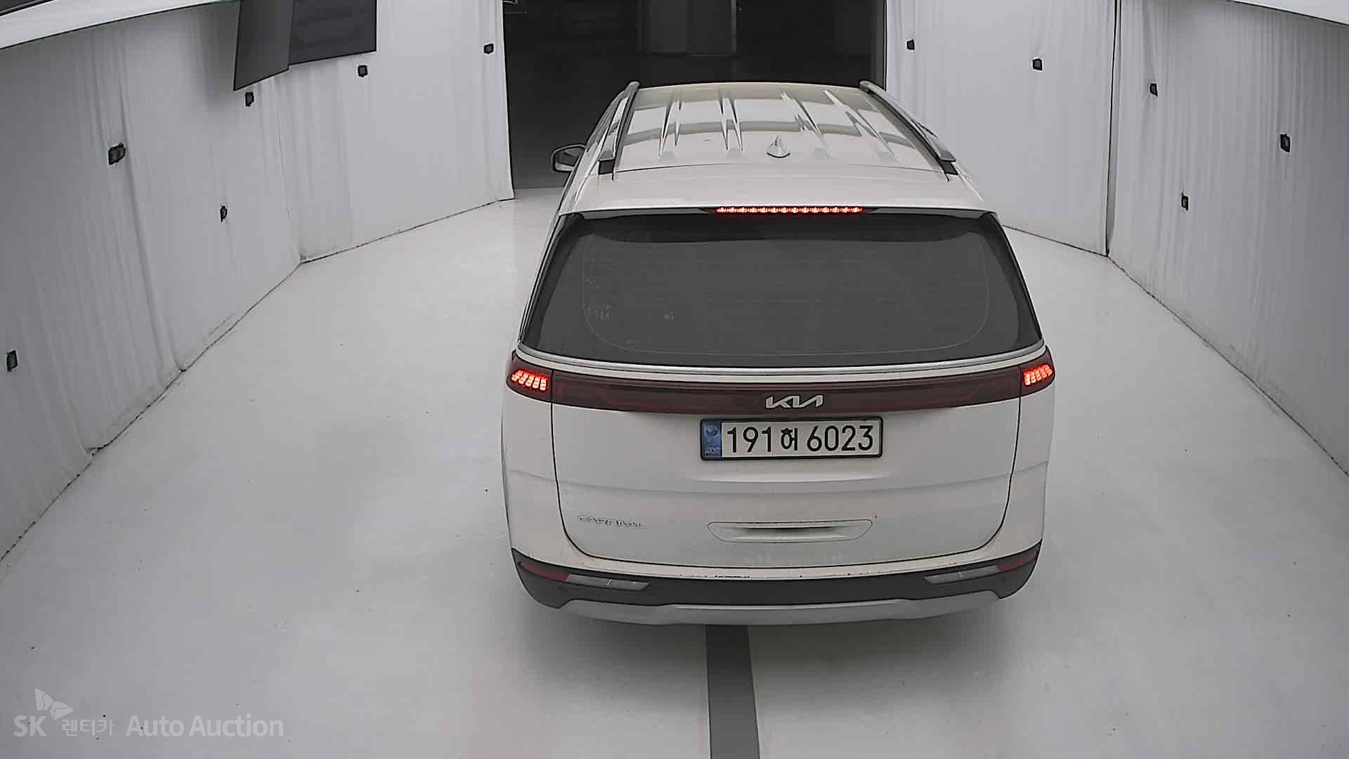 2023 - kia carnival