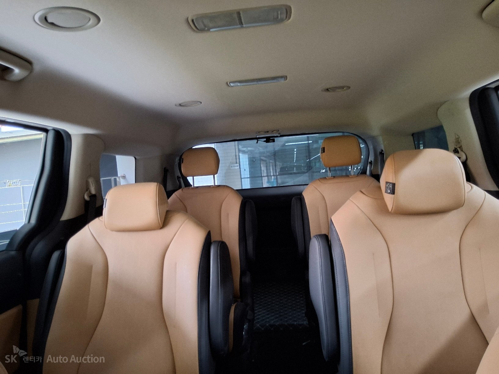 2023 - kia carnival