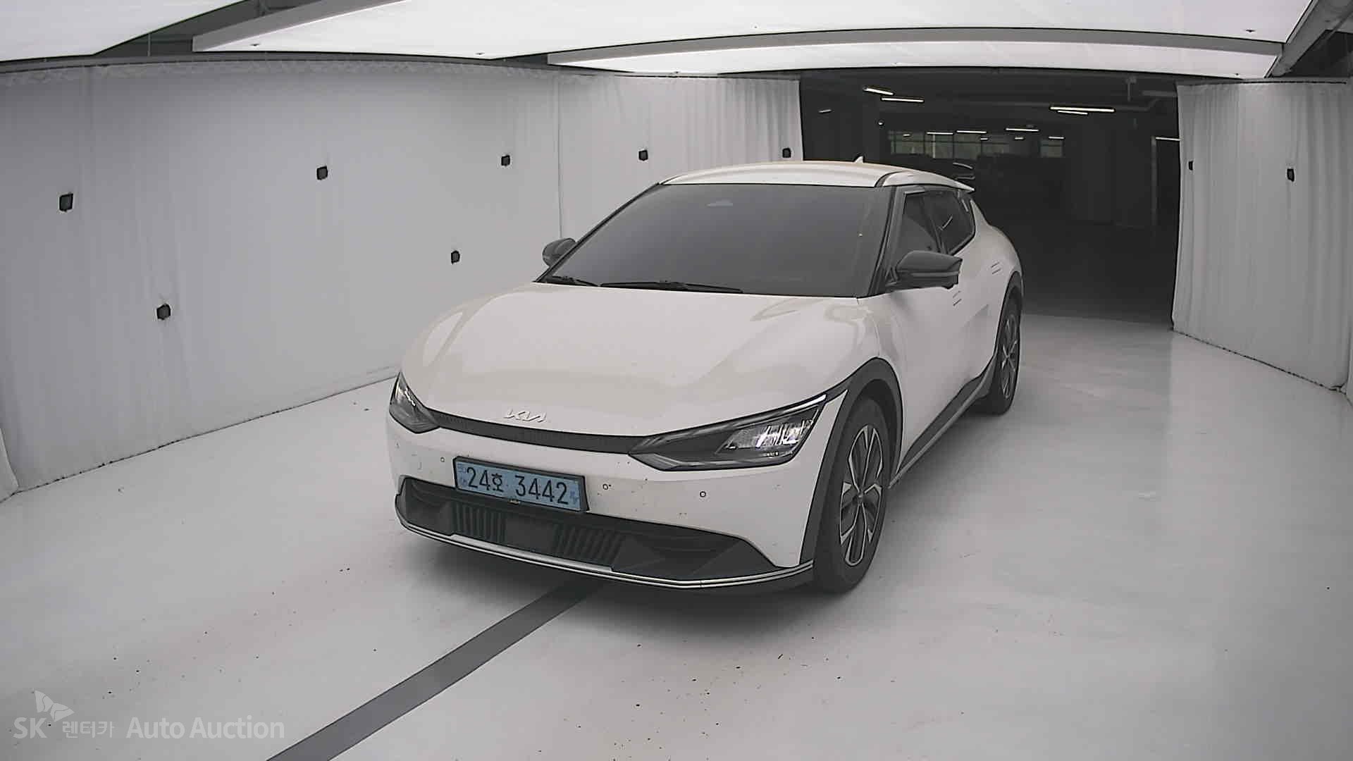 2022 - kia ev6