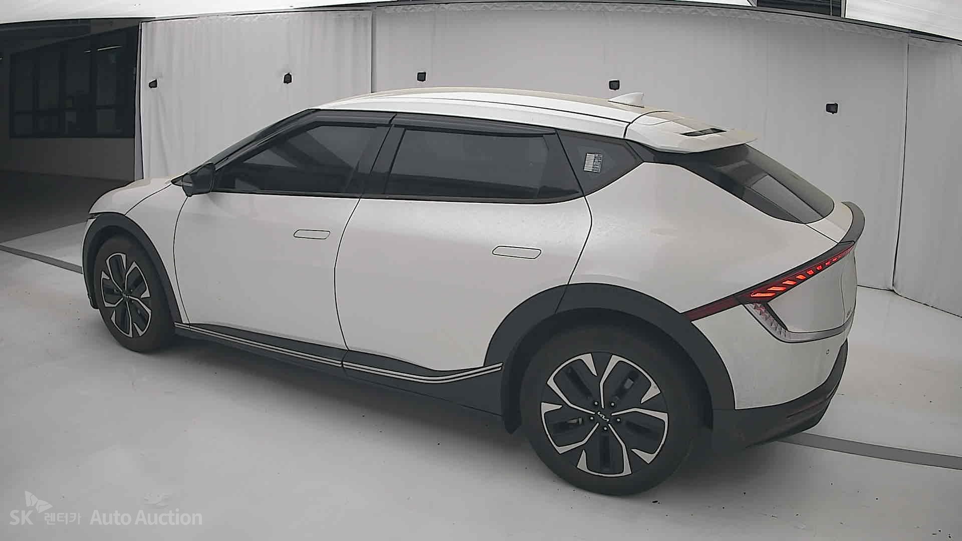 2022 - kia ev6
