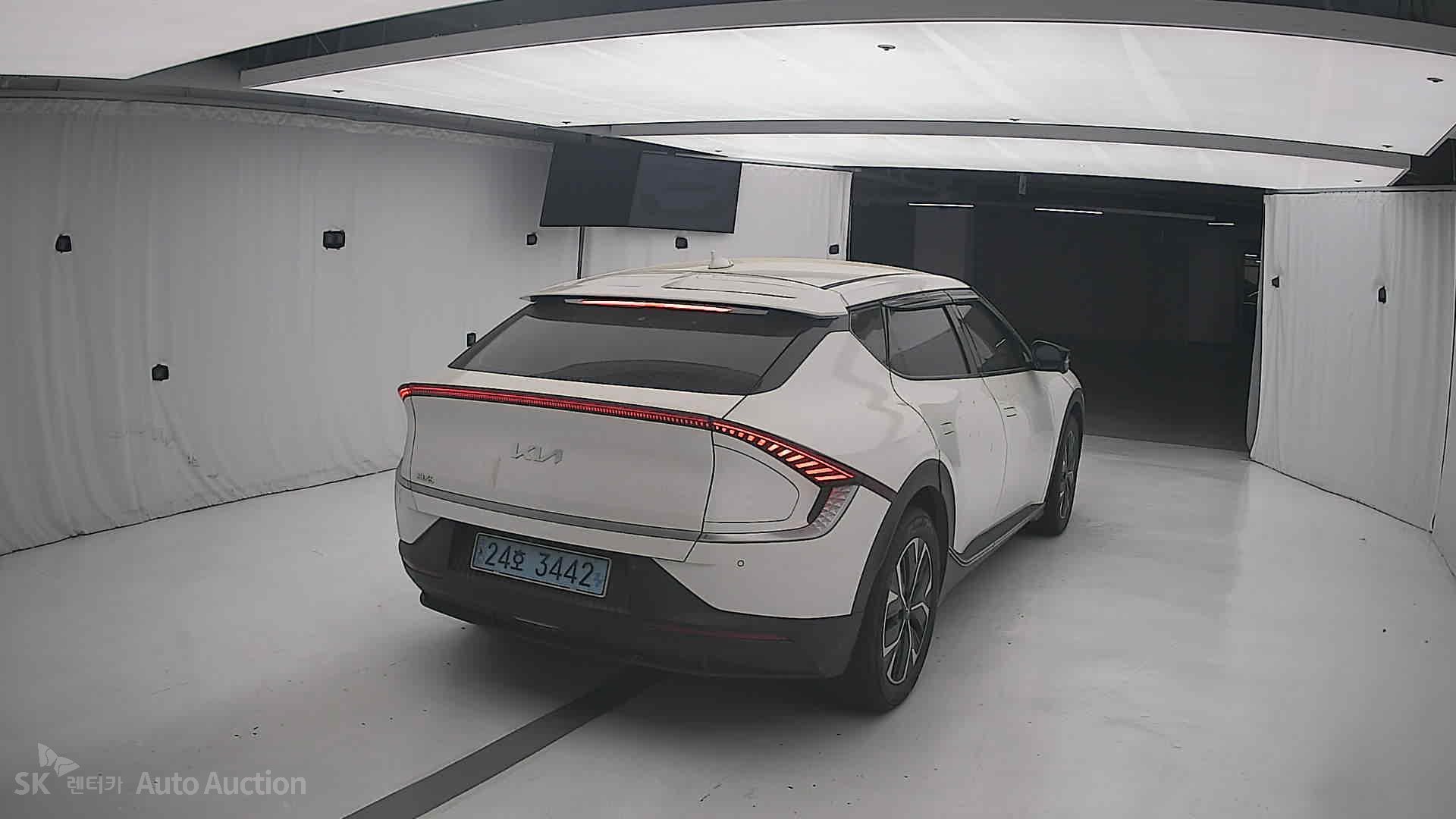 2022 - kia ev6