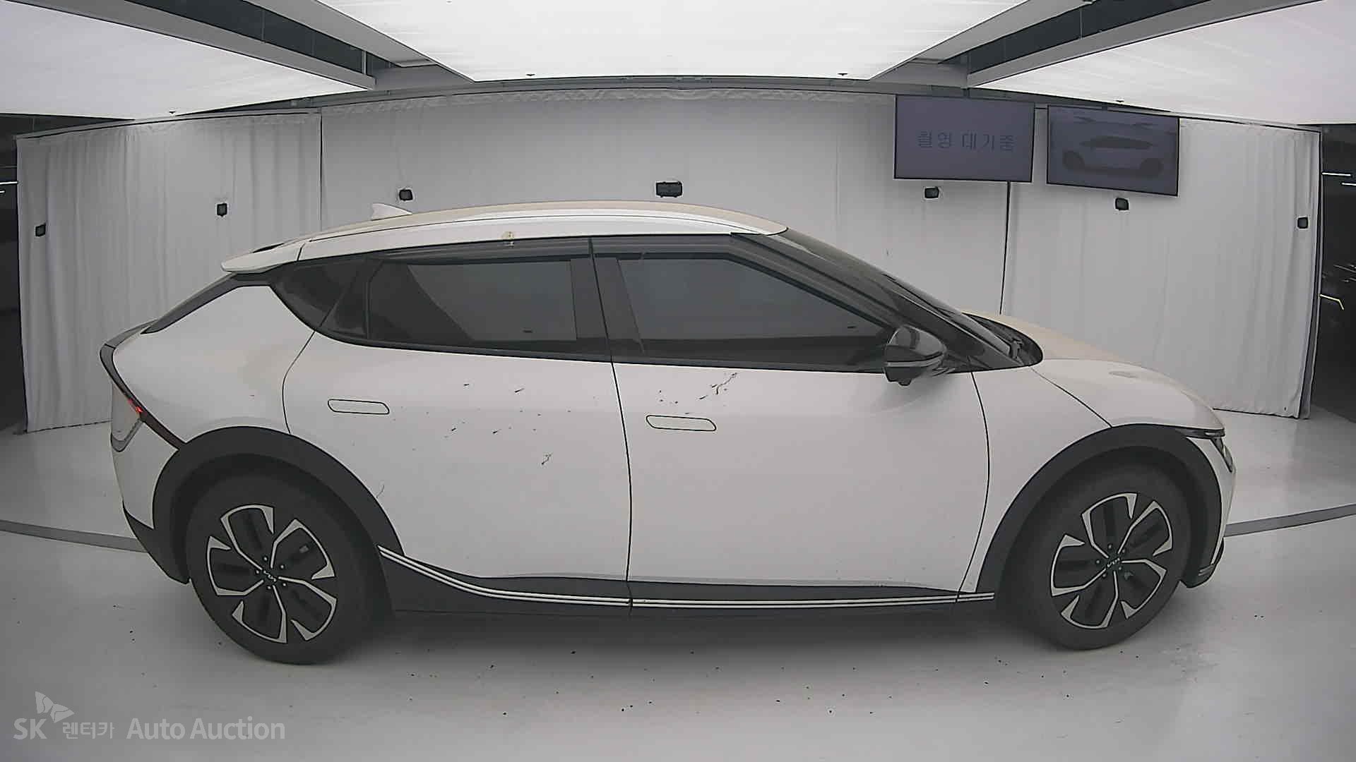 2022 - kia ev6