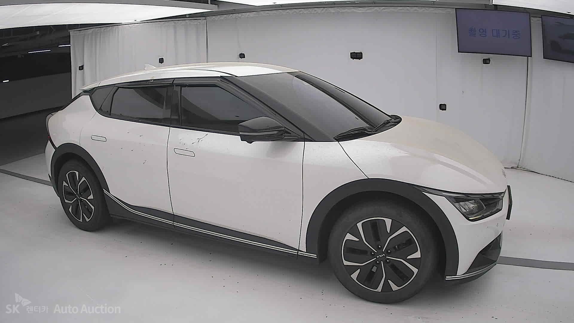 2022 - kia ev6