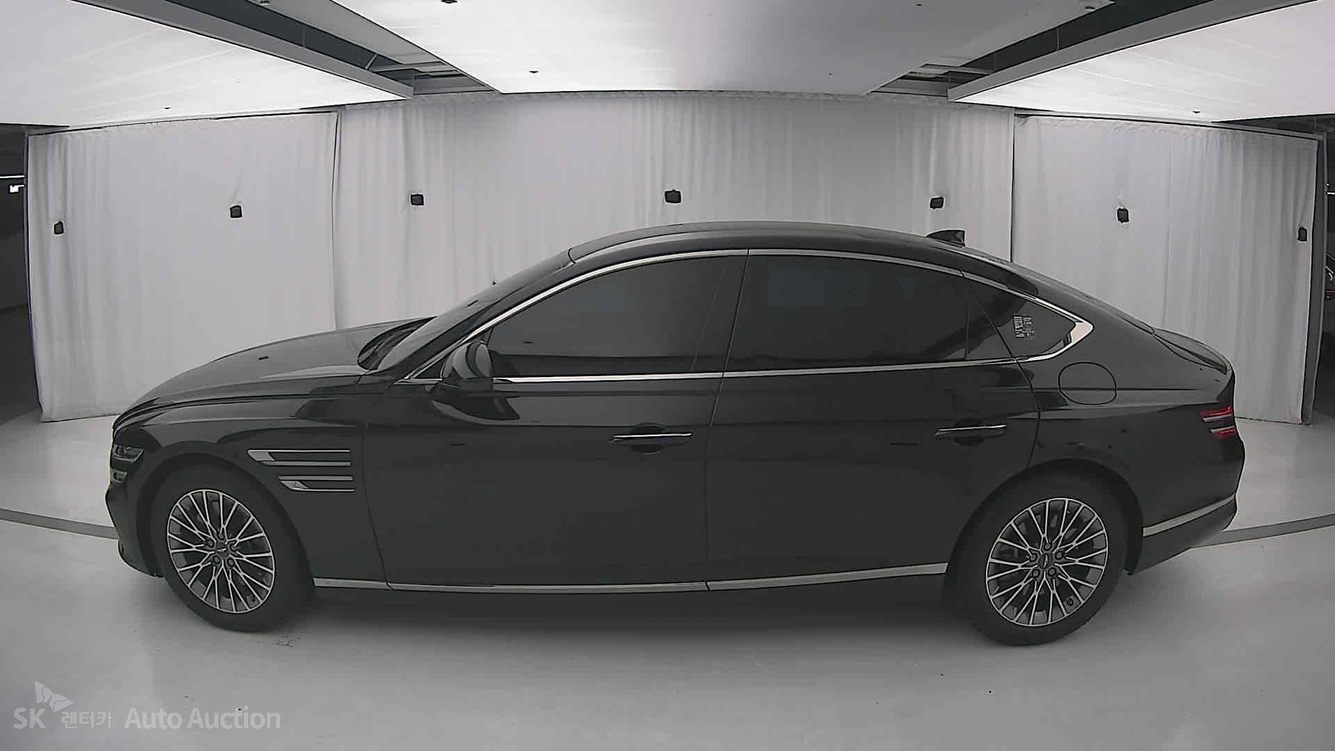 2022 - genesis g80