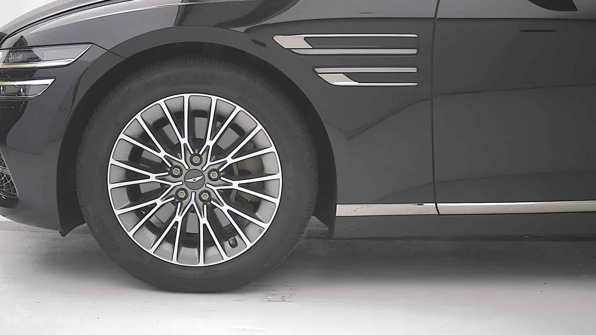 2022 - genesis g80