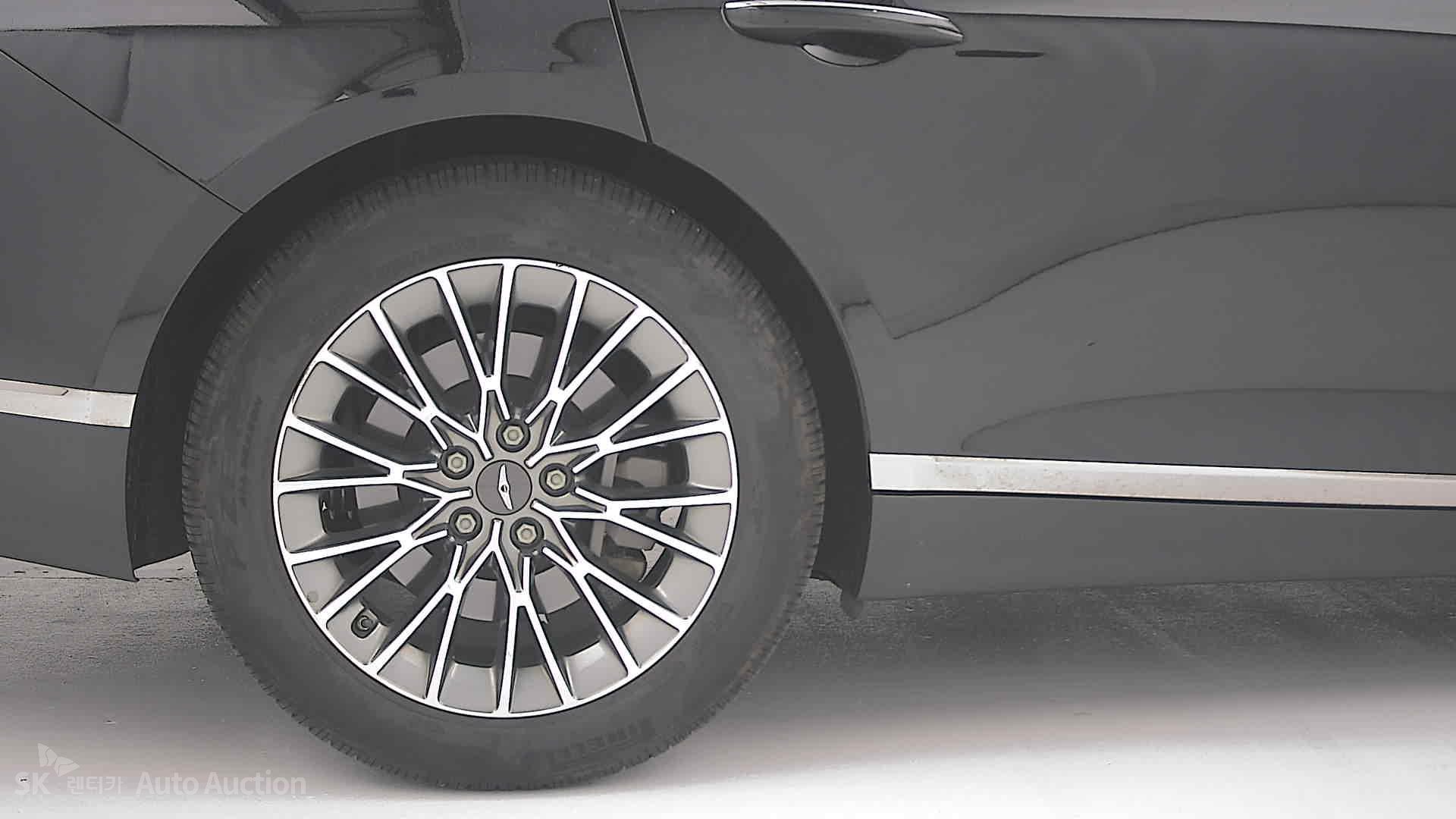 2022 - genesis g80
