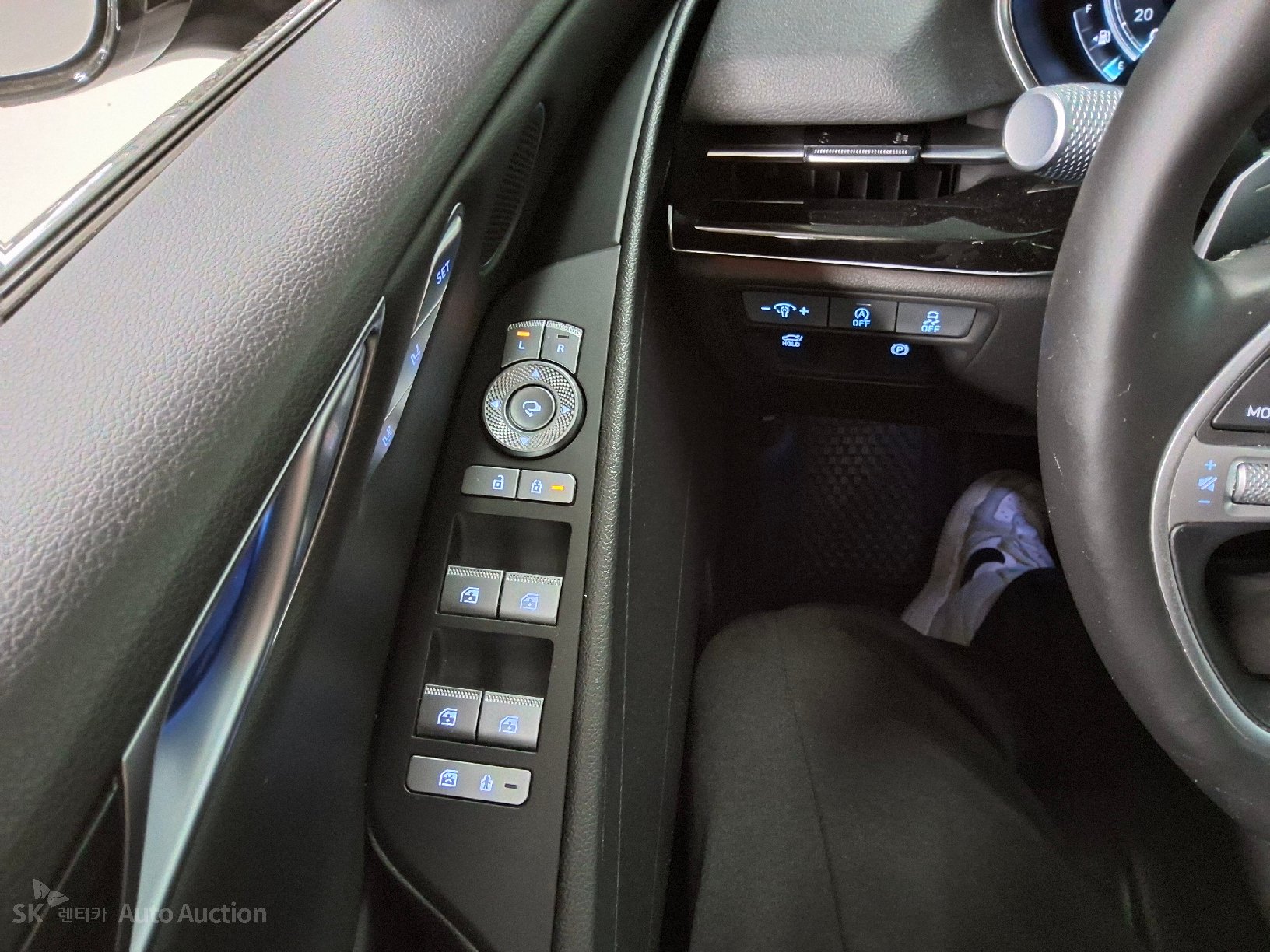 2022 - genesis g80