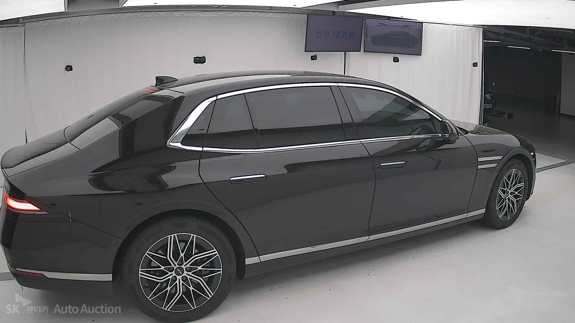 2023 - genesis g90